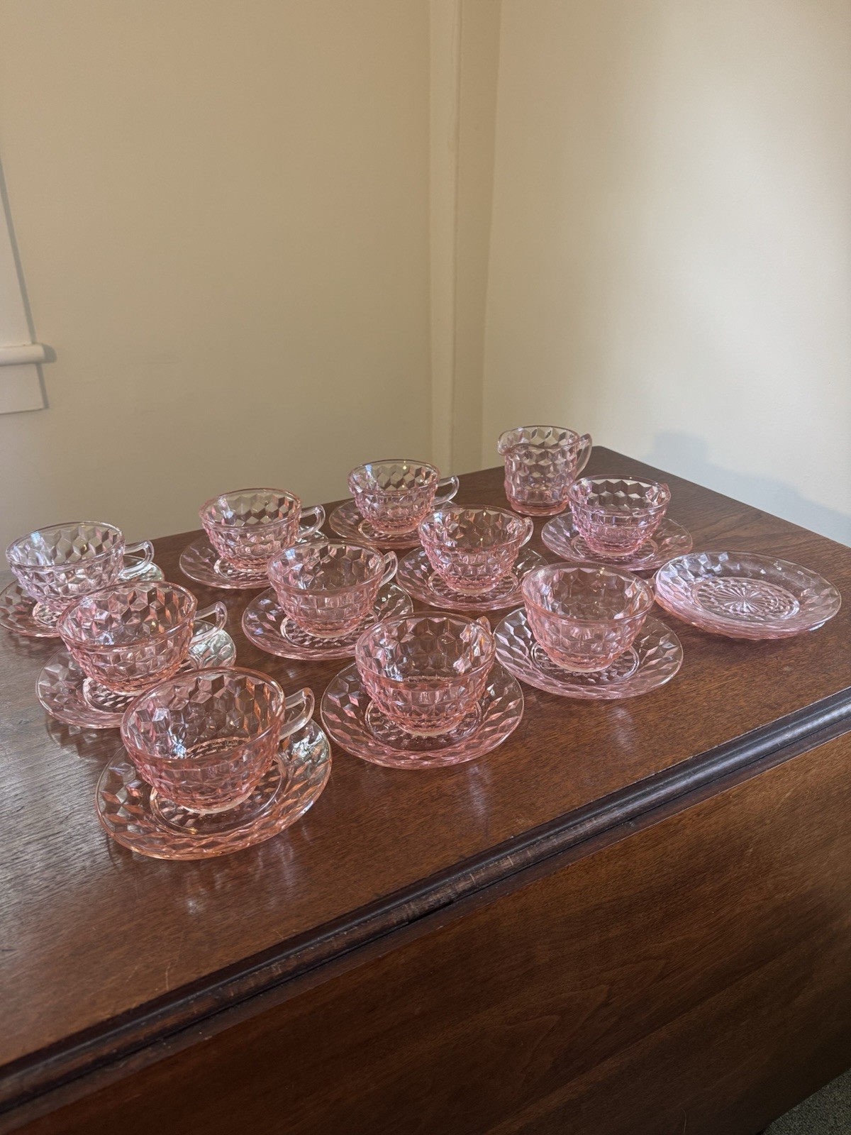 Vintage 1930’s Jeanette Pink Cube Tea Cups And Creamer