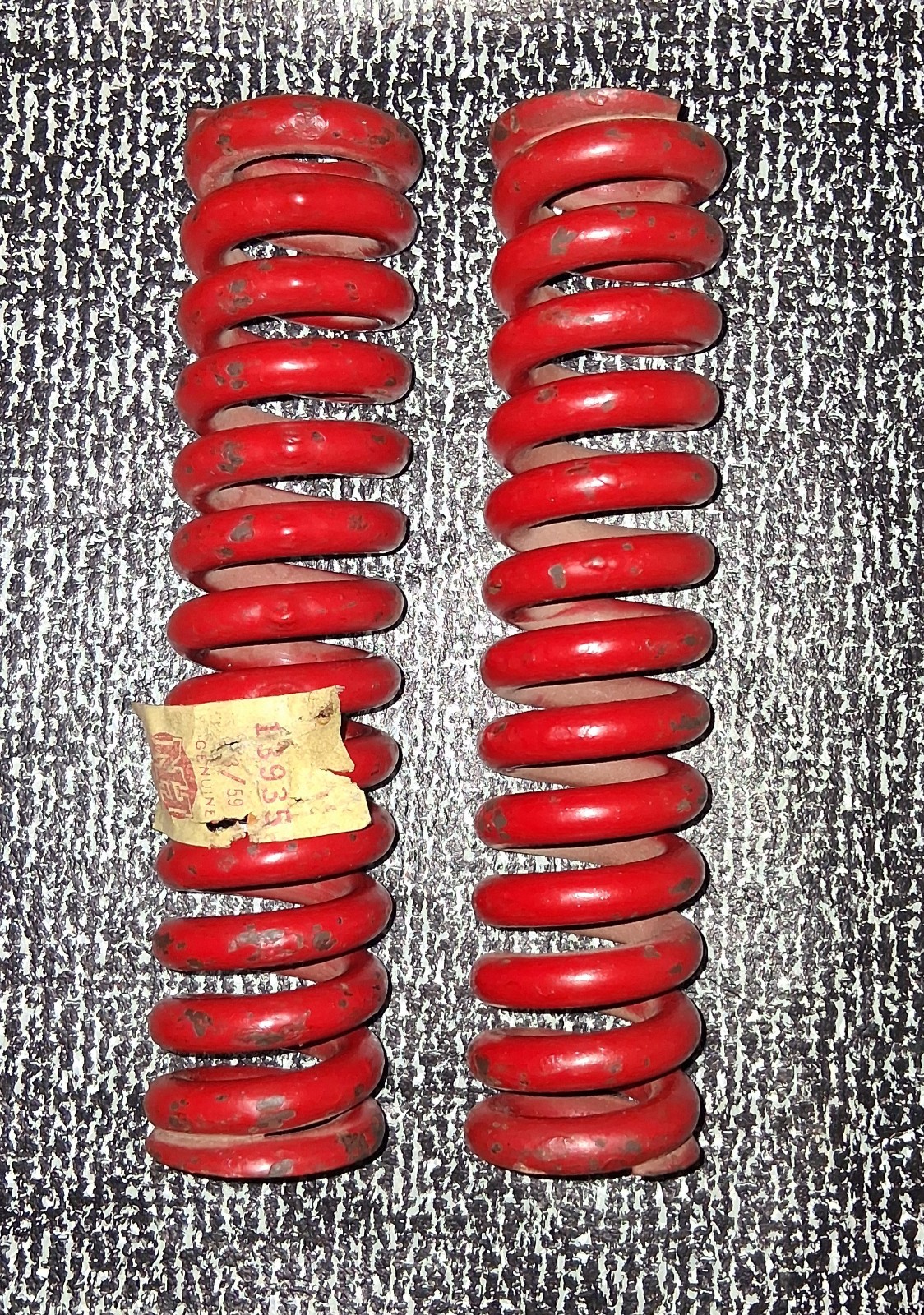 NEW HOLLAND 13935 Bale Tension Spring (Replaces 86640784) NOS Genuine OEM
