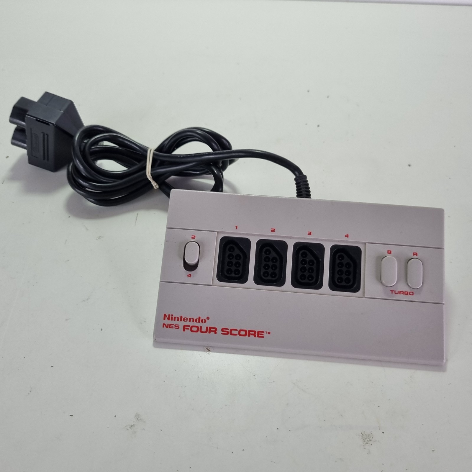 Nintendo NES Four Score Official 4-Player Controller Adapter Multi-tap NESE