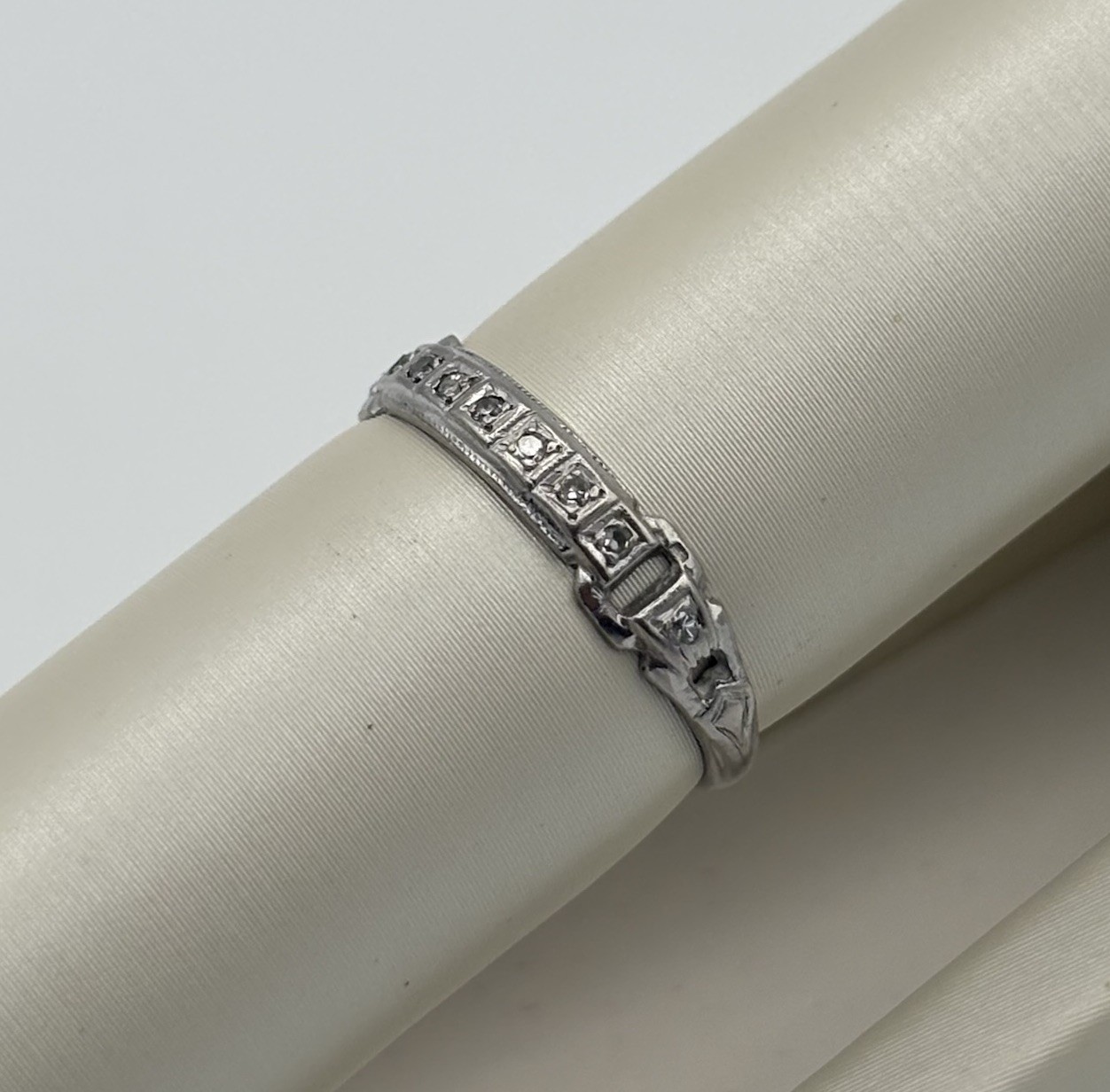 Antique Art Deco Platinum/Palladium Diamond Filigree Wedding Band Ring Size 5.75 Antique Art Deco Platinum/Palladium Diamond Filigree Wedding Band Ring Size 5.75