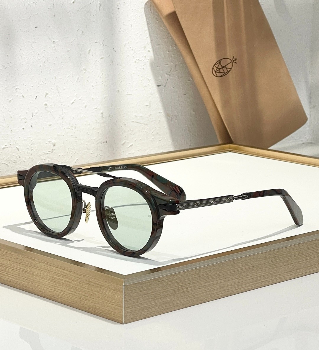 JACQUES MARIE MAGE Style Unisex Sunglasses - MODEL: DELAGE SIZE:45口25-147 JACQUES MARIE MAGE Style Unisex Sunglasses - MODEL: DELAGE SIZE:45口25-147