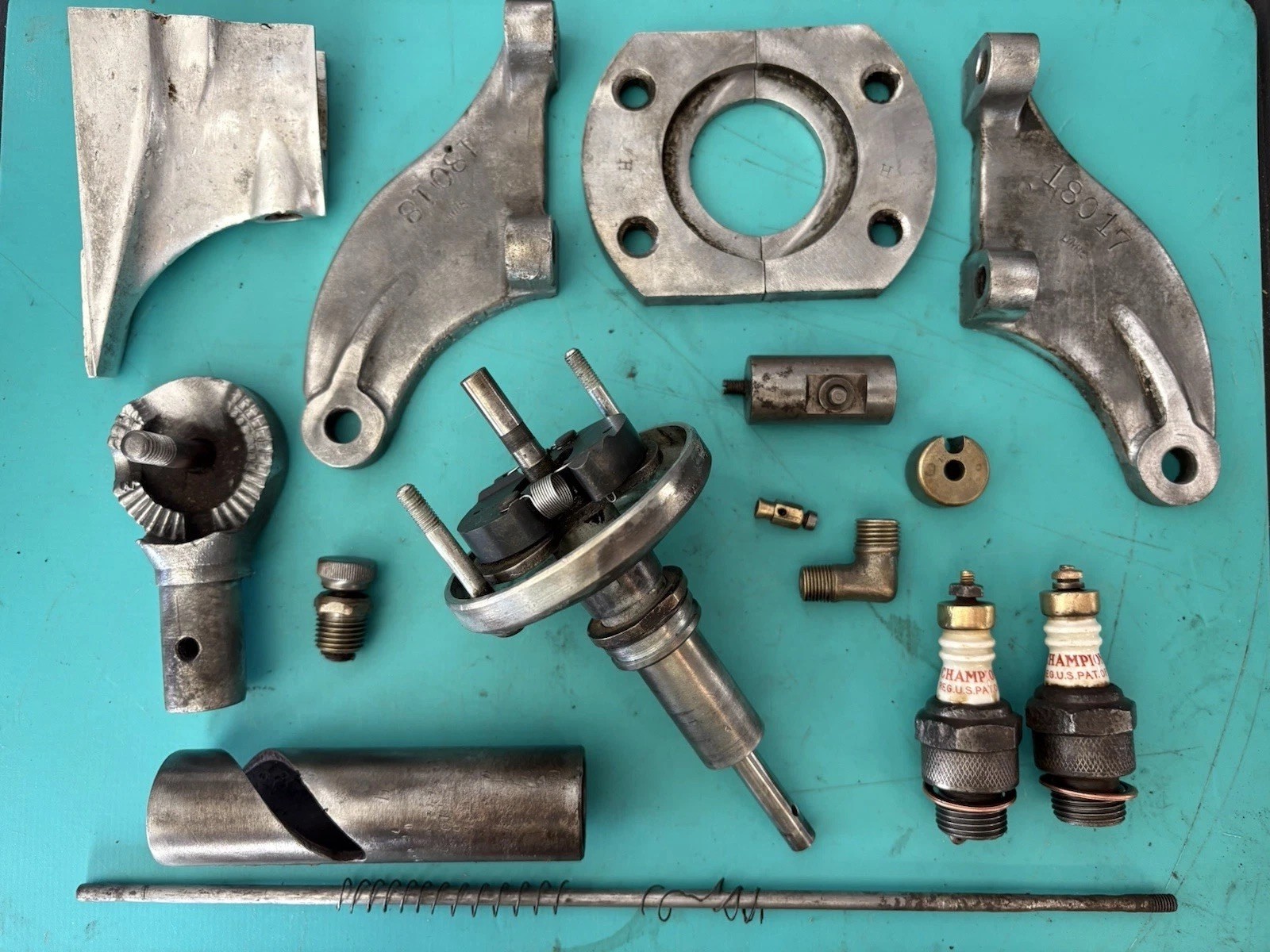 Johnson Misc Lot Of Antique Outboard  Parts For Parts Only