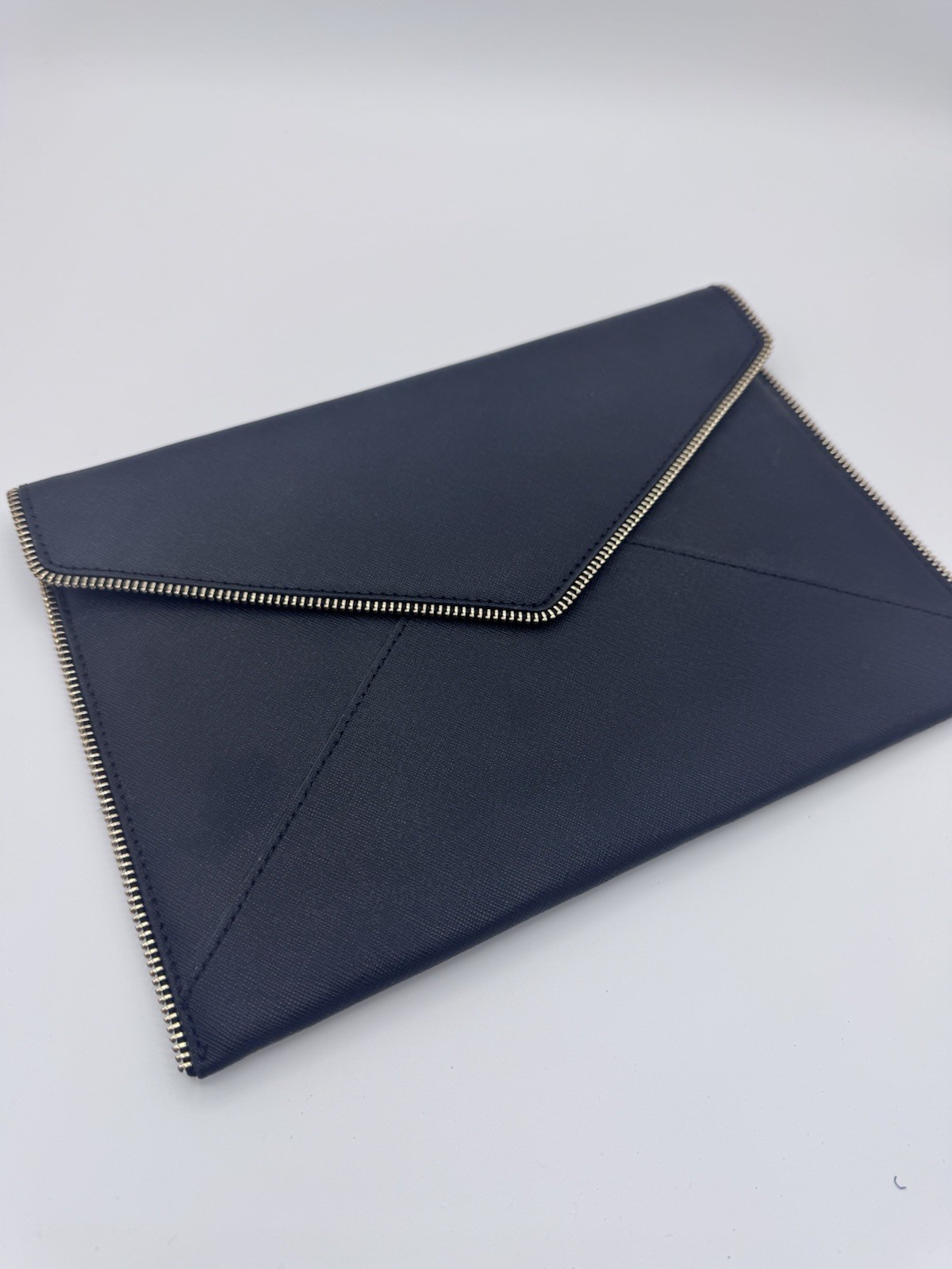 Rebecca Minkoff Leo Clutch Black Leather Gold Zipper Rebecca Minkoff Leo Clutch Black Leather Gold Zipper