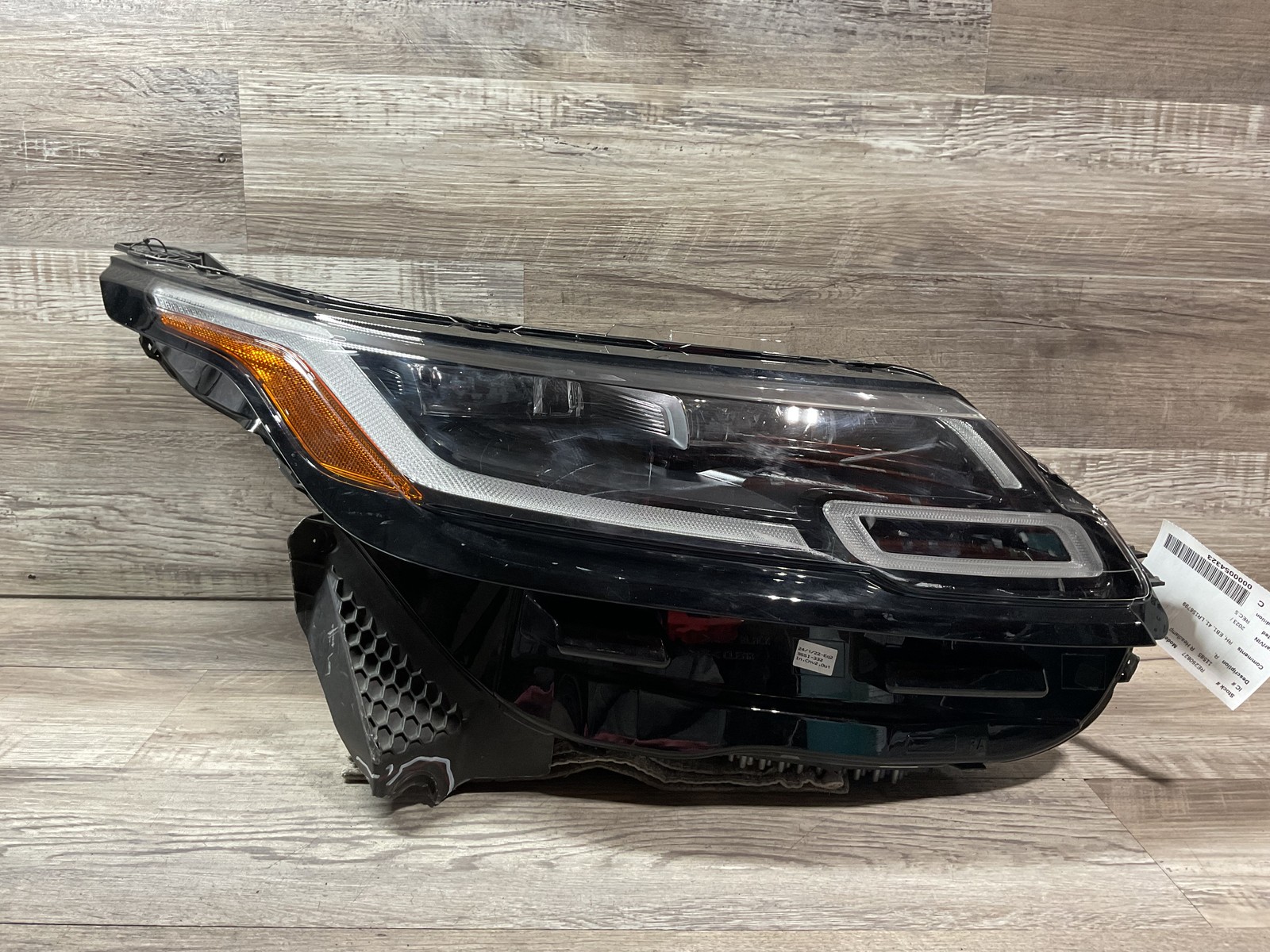 USED - 2021-2023 Land Rover Velar R Headlamp - OEM USED - 2021-2023 Land Rover Velar R Headlamp - OEM