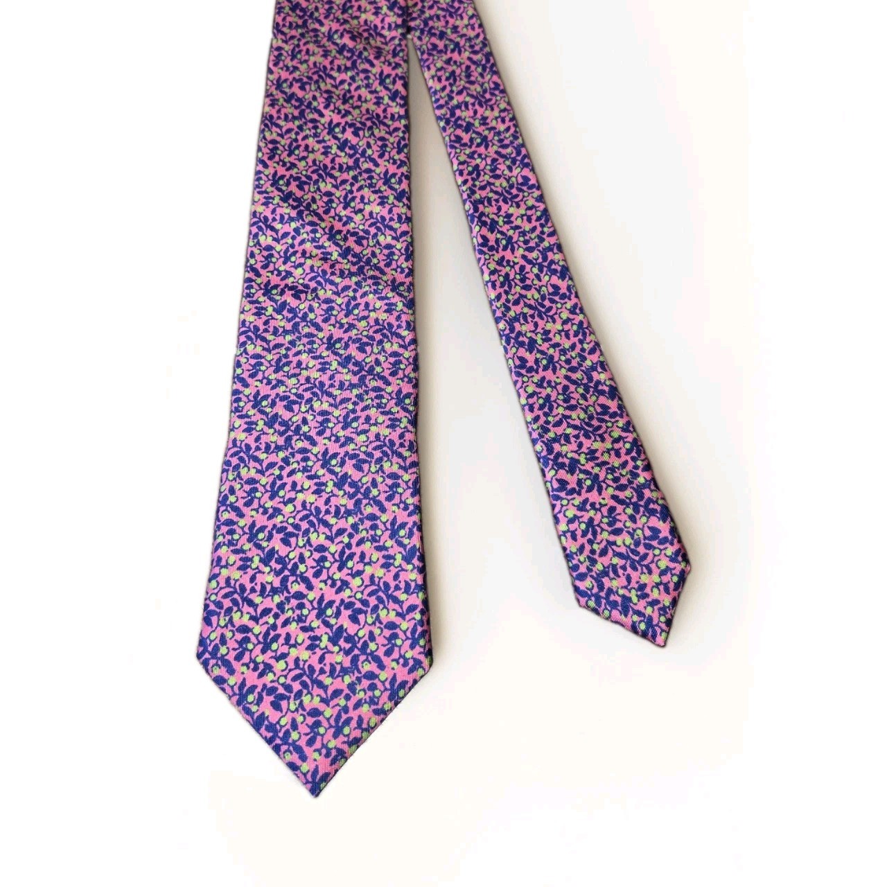 Fresh Vibrant Charles Tyrwhitt Necktie Silk Floral Made in Italy Classic