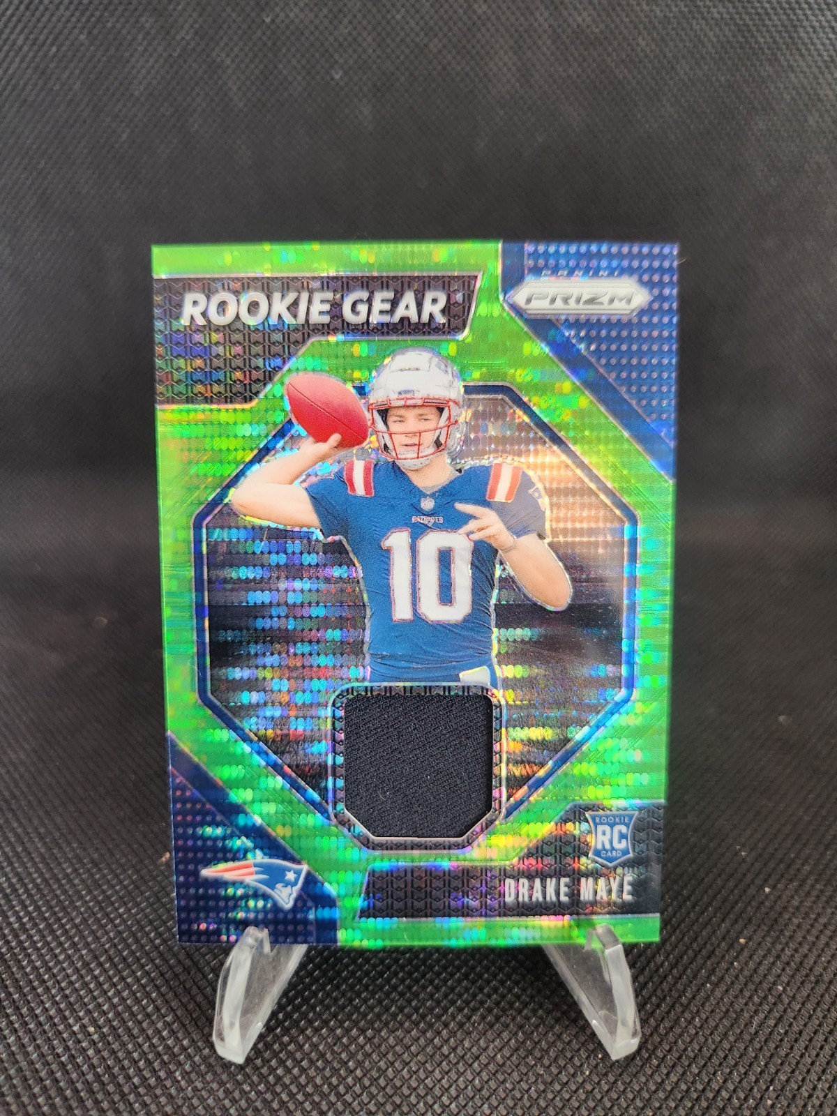2024 Panini Prizm Drake Maye Green Prizm Relic RG-DME 2024 Panini Prizm Drake Maye Green Prizm Relic RG-DME