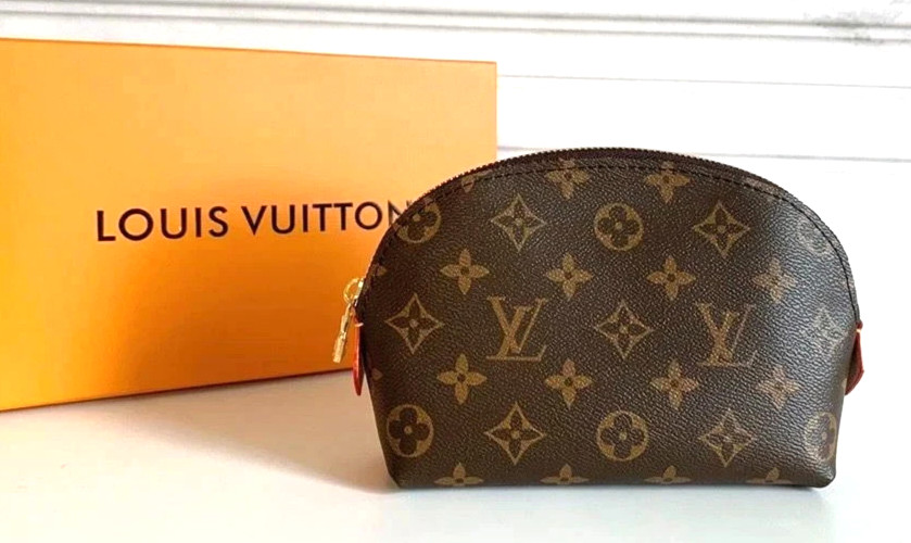 LOUIS VUITTON Monogram Pochette Cosmetic PM Pouch