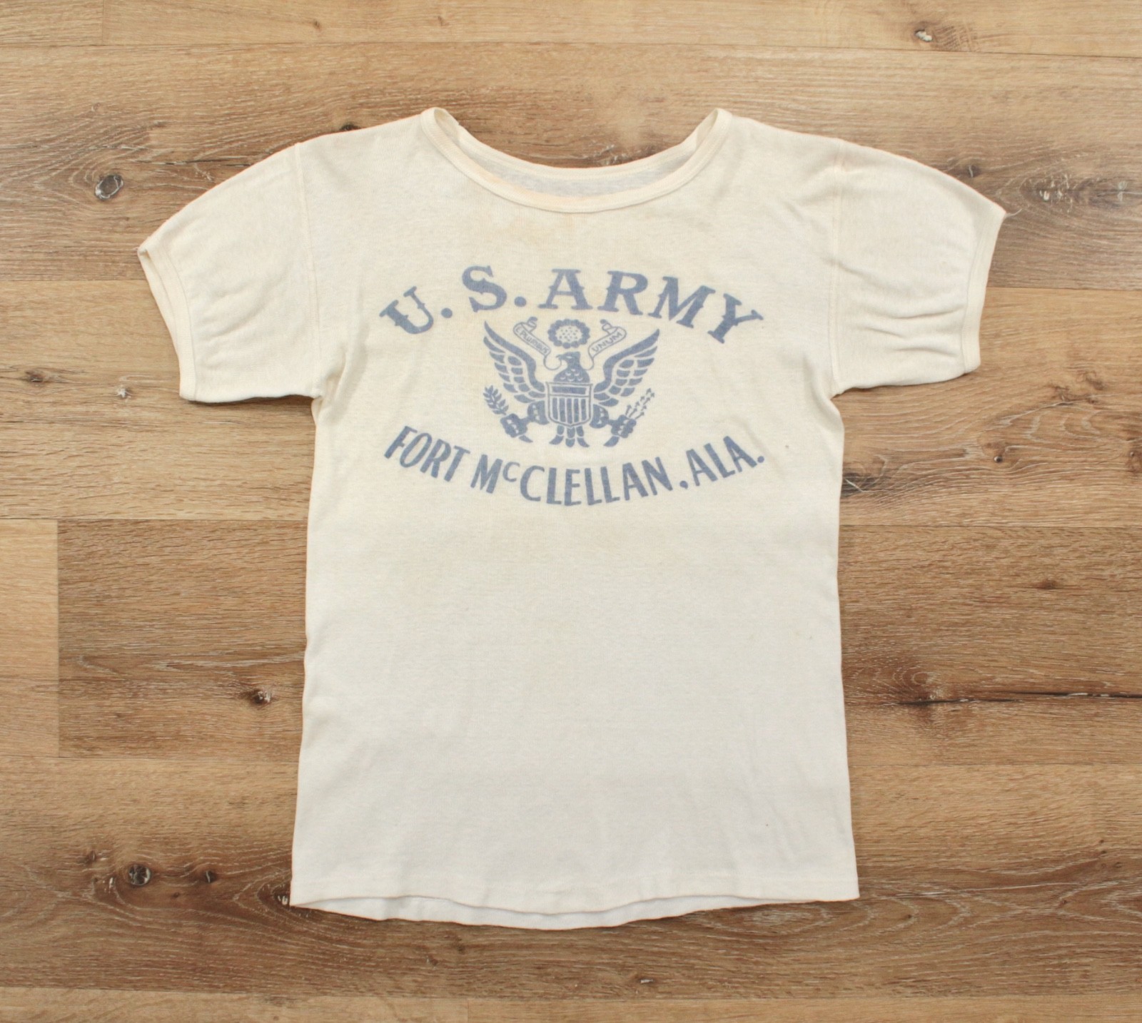 VTG 1940s WWII US Army Fort McClellan TShirt Sz S 40s WW2 White T-Shirt VTG 1940s WWII US Army Fort McClellan TShirt Sz S 40s WW2 White T-Shirt