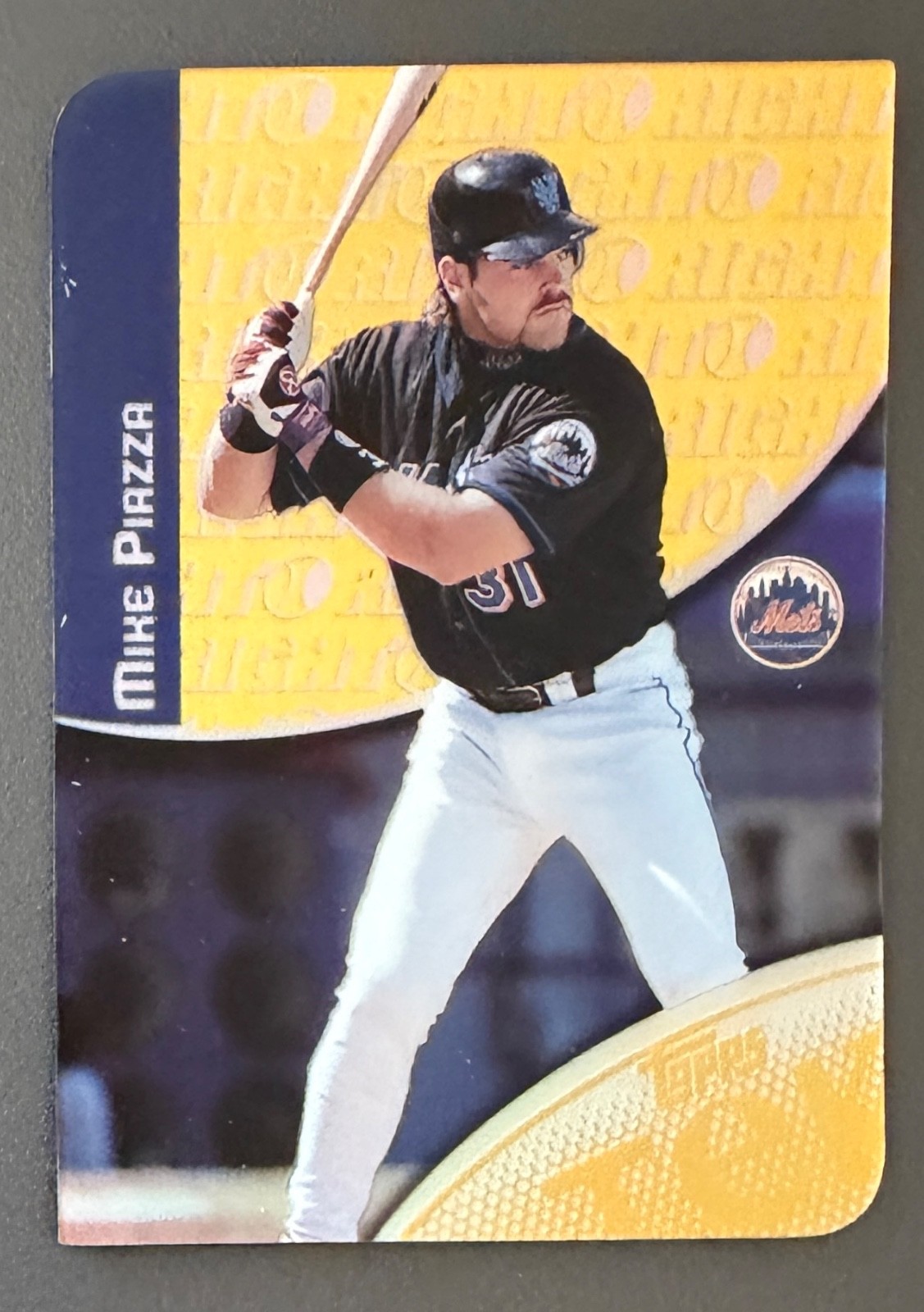 2000 Topps TEK Mike Piazza HOF Gold Pattern #1-12 1/10 NY Mets Slight Scratches 2000 Topps TEK Mike Piazza HOF Gold Pattern #1-12 1/10 NY Mets Slight Scratches