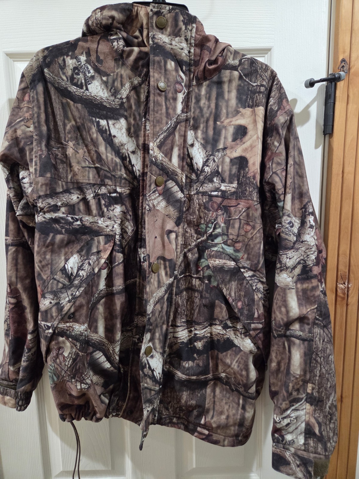 Cabela\'s Dry-Plus Break-Up Camo Hunting Jacket Coat Cabela\'s Dry-Plus Break-Up Camo Hunting Jacket Coat
