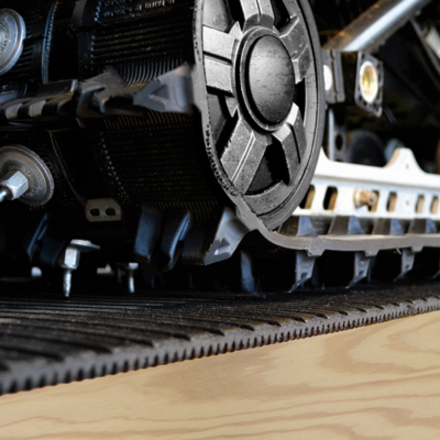 Polaris Caliber 72\ Polaris Caliber 72\