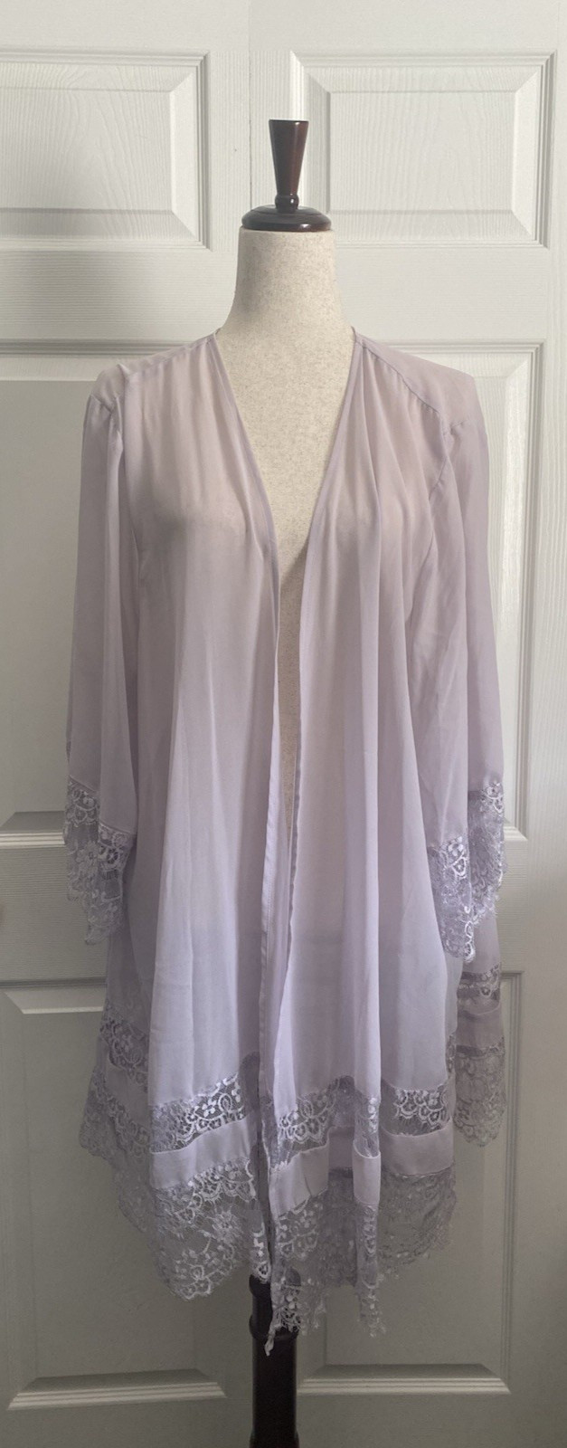 TORRID Women\'s Light Purple Lace Sheer Lightweight Open Cardigan 3 Intimate TORRID Women\'s Light Purple Lace Sheer Lightweight Open Cardigan 3 Intimate