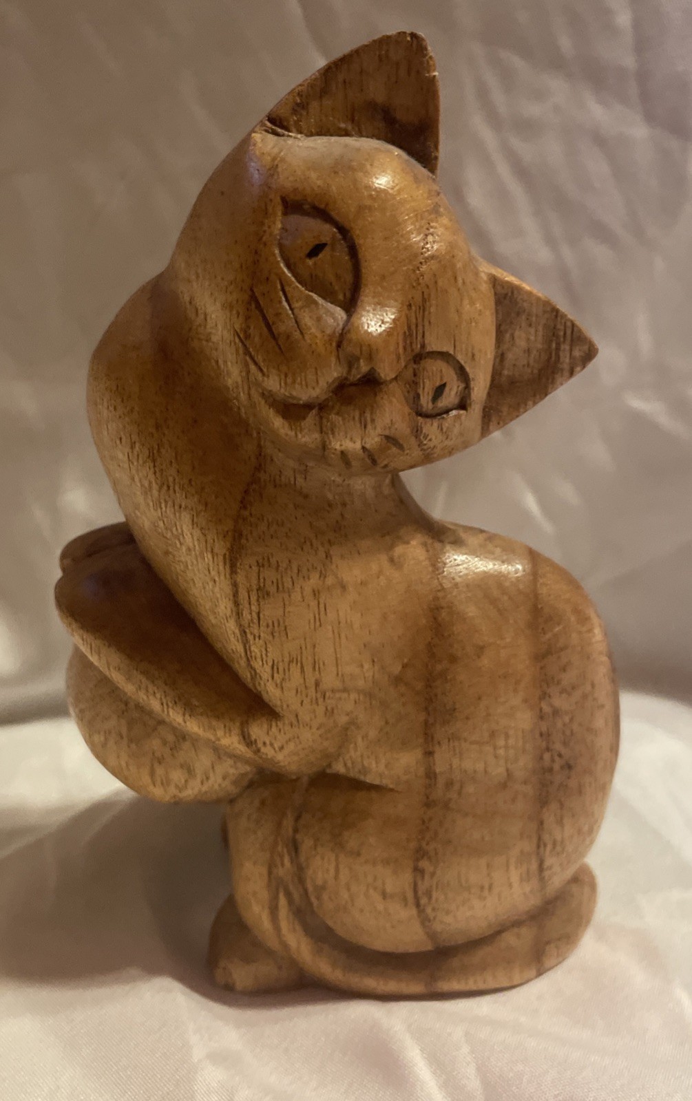Vintage Hand Carved 6 Vintage Hand Carved 6