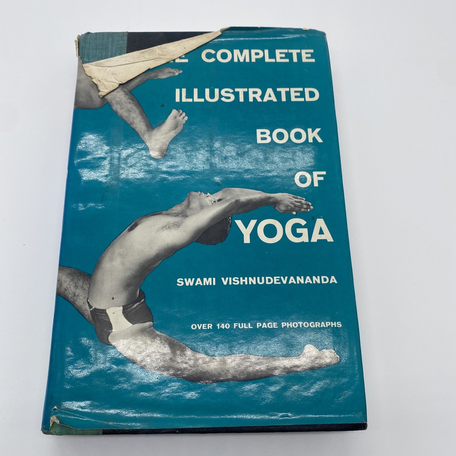 Complete Illustrated Book of Yoga Hardcover Complete Illustrated Book of Yoga Hardcover