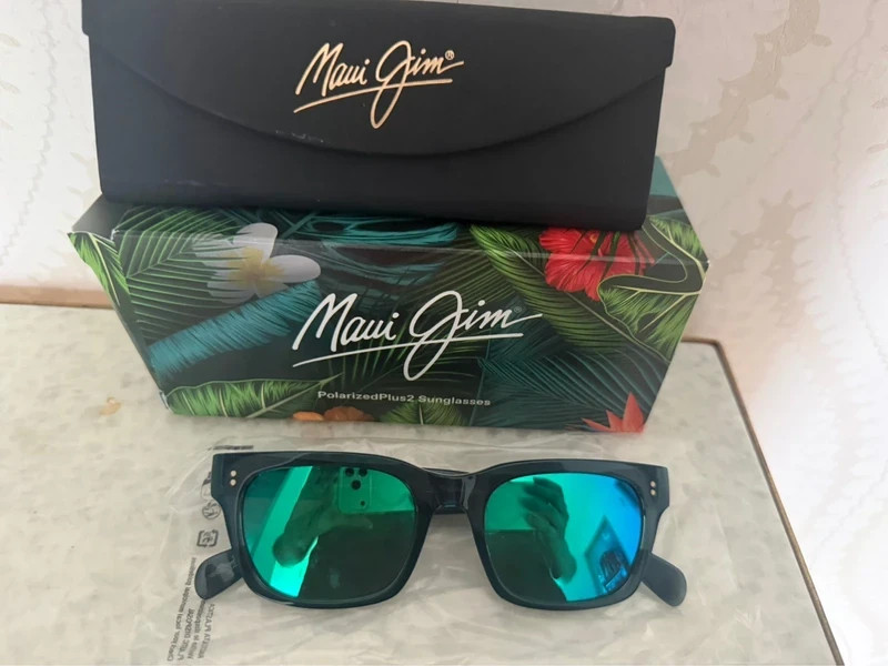 Maui Jim PolarizedPlus2 Sunglasses Black Frame Green Mirrored Lenses w/ Case Box Maui Jim PolarizedPlus2 Sunglasses Black Frame Green Mirrored Lenses w/ Case Box