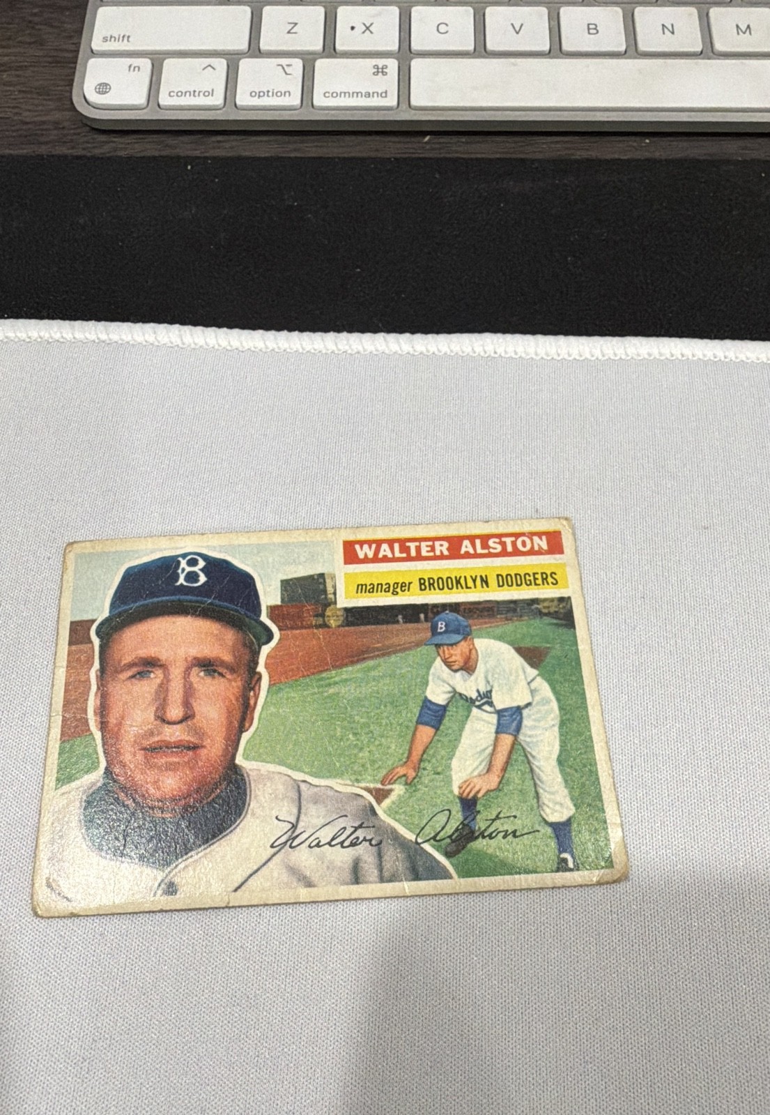 1956 Topps - Walter Alston #8 White Back (RC) 1956 Topps - Walter Alston #8 White Back (RC)