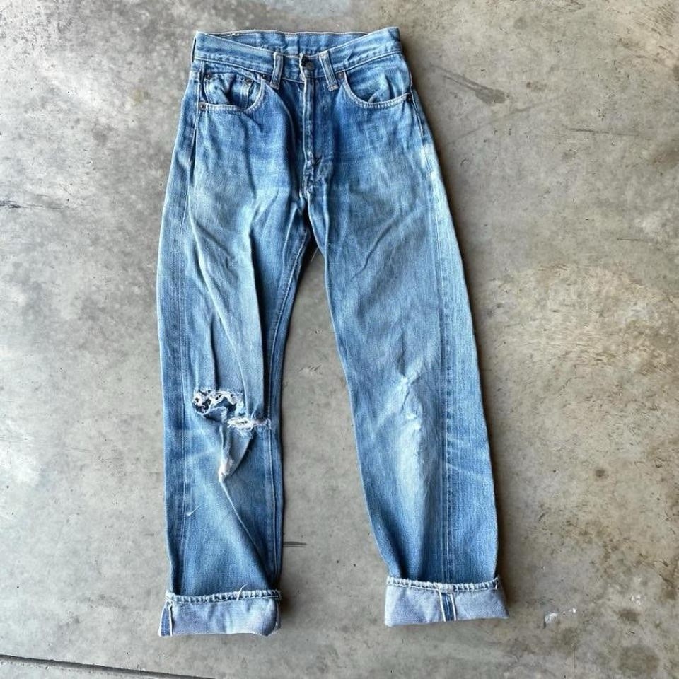 VTG 1960s big E selvedge Levi’s 502 lemon stitching Talon Zip #4 Stamp 24” VTG 1960s big E selvedge Levi’s 502 lemon stitching Talon Zip #4 Stamp 24”