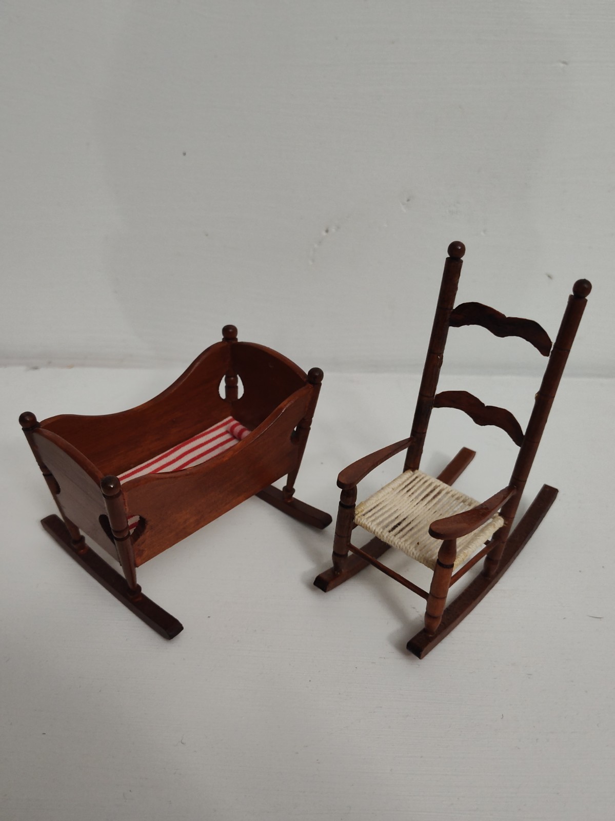 Dollhouse Miniature Vintage Furniture Wooden Baby Cradle & Rocking Chair Dollhouse Miniature Vintage Furniture Wooden Baby Cradle & Rocking Chair