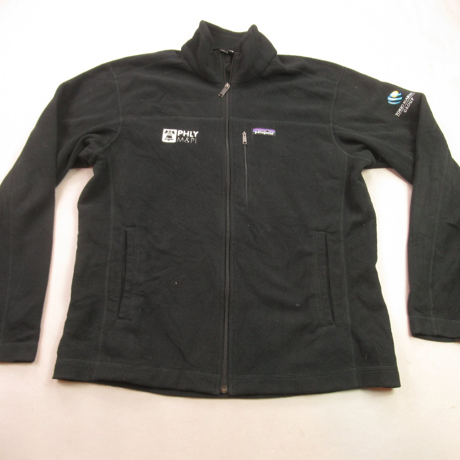 Patagonia Men\'s Black Full Zip Fleece Jacket Size L Regular Embroidered Logos Patagonia Men\'s Black Full Zip Fleece Jacket Size L Regular Embroidered Logos