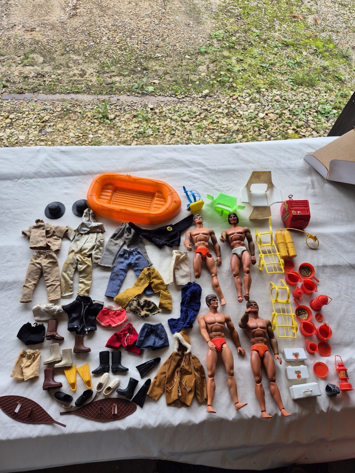 Vintage Mattel Big Jim HUGE Lot Figures Accessories Clothing amd more All Stars Vintage Mattel Big Jim HUGE Lot Figures Accessories Clothing amd more All Stars