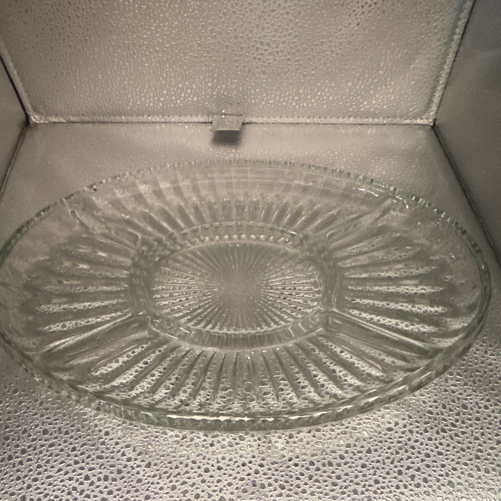 1920-1930s Antique Clear Glass With Decorative Detail 1920-1930s Antique Clear Glass With Decorative Detail