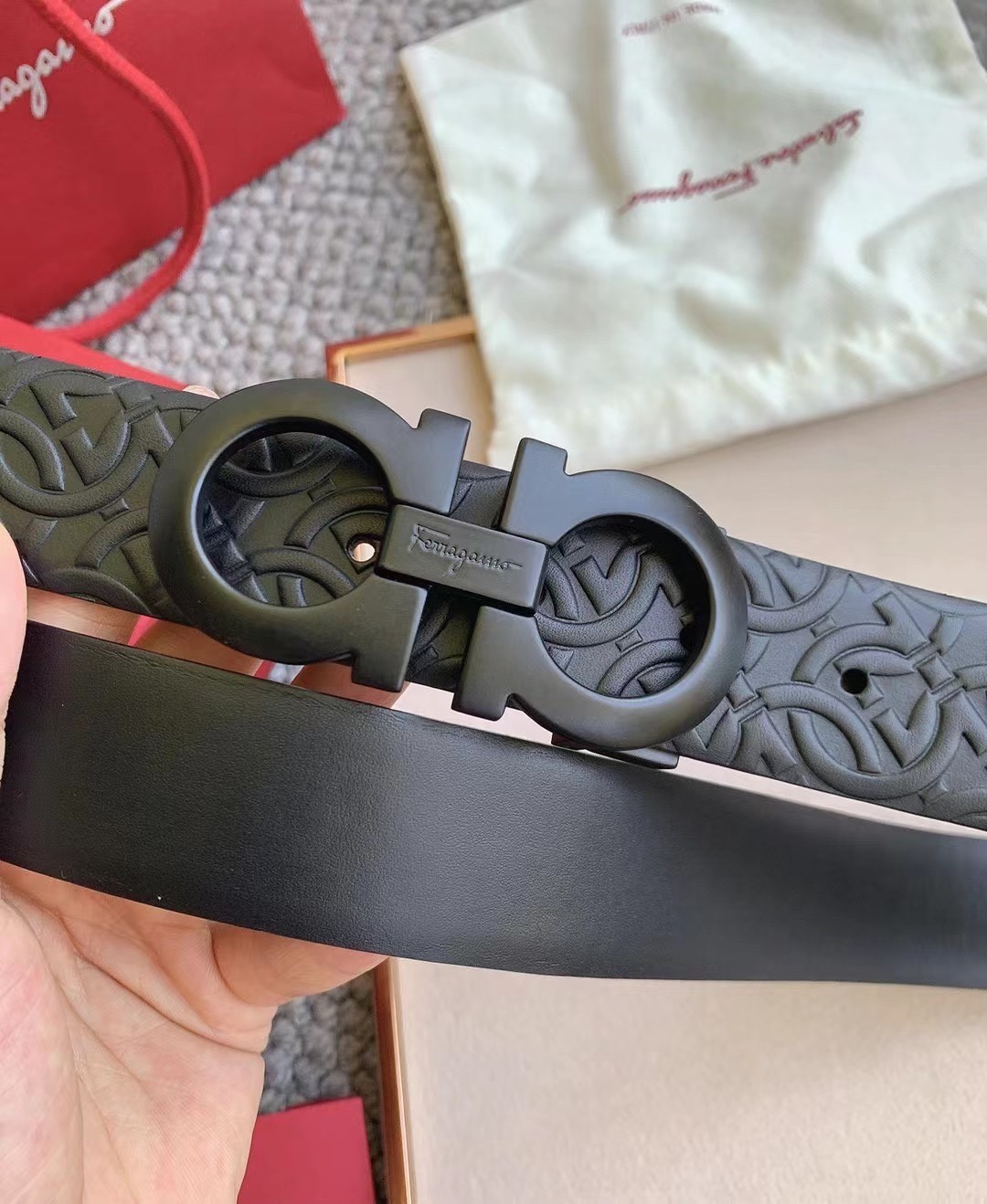 Ferragamo Men's Black Leather Belt SZ 80-85-90-95-100-105-110