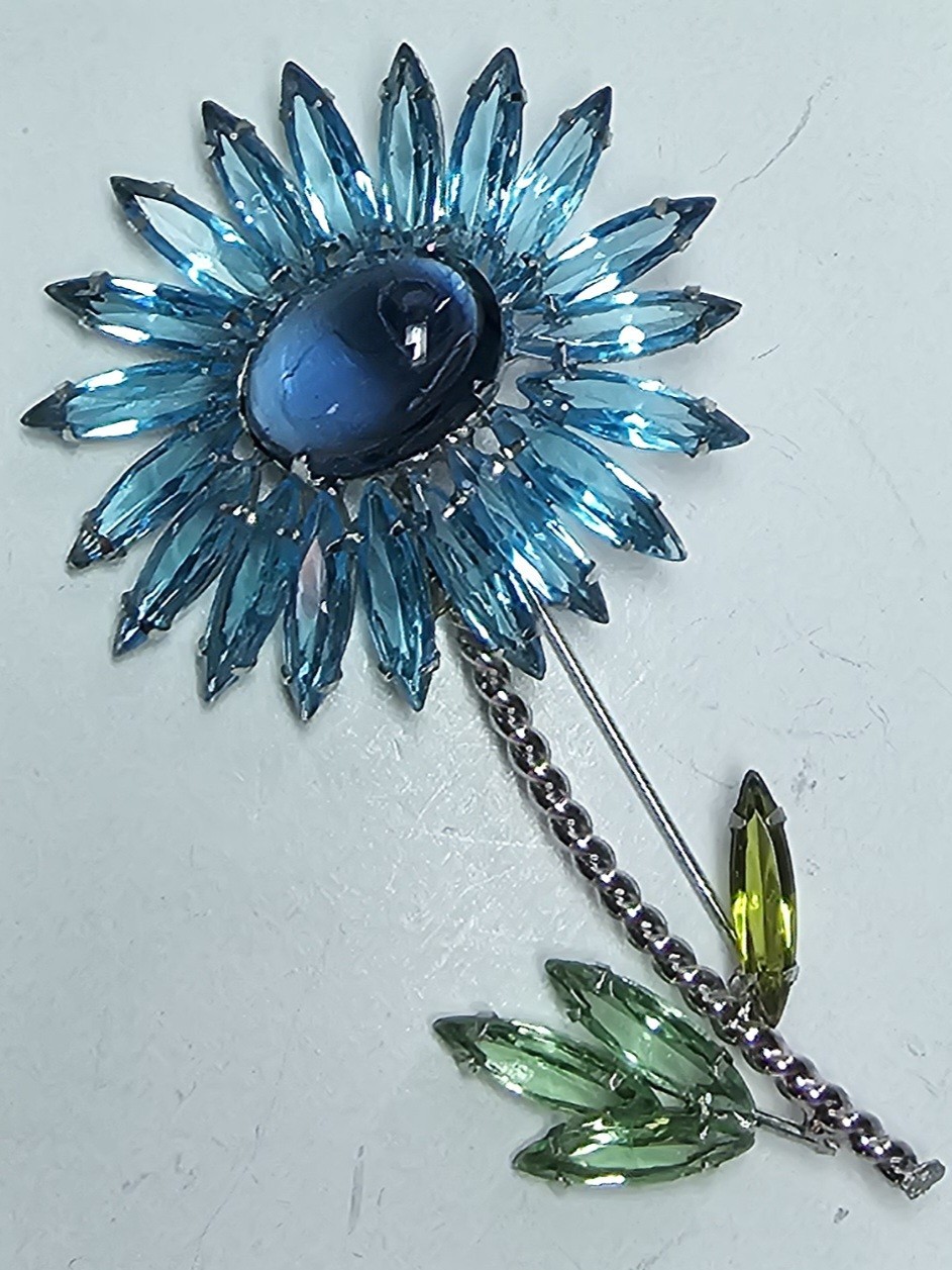 Vintage Attributed Weiss Blue Rhinestone Flower Brooch Green Leaves Stem Pin