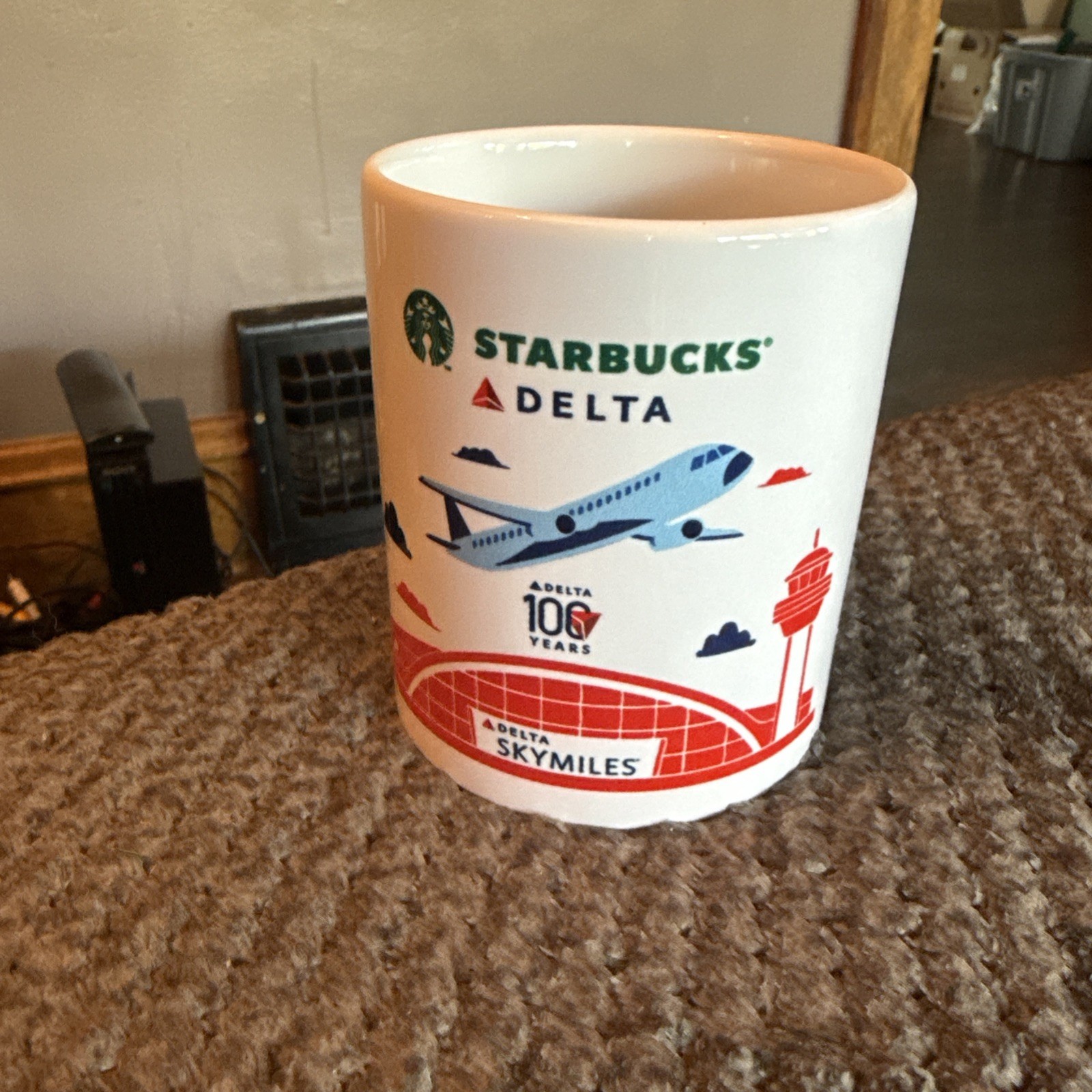 Starbucks Delta Airlines Coffee Mug Skymiles Rare HTF Aviation Plane 100 Years Starbucks Delta Airlines Coffee Mug Skymiles Rare HTF Aviation Plane 100 Years