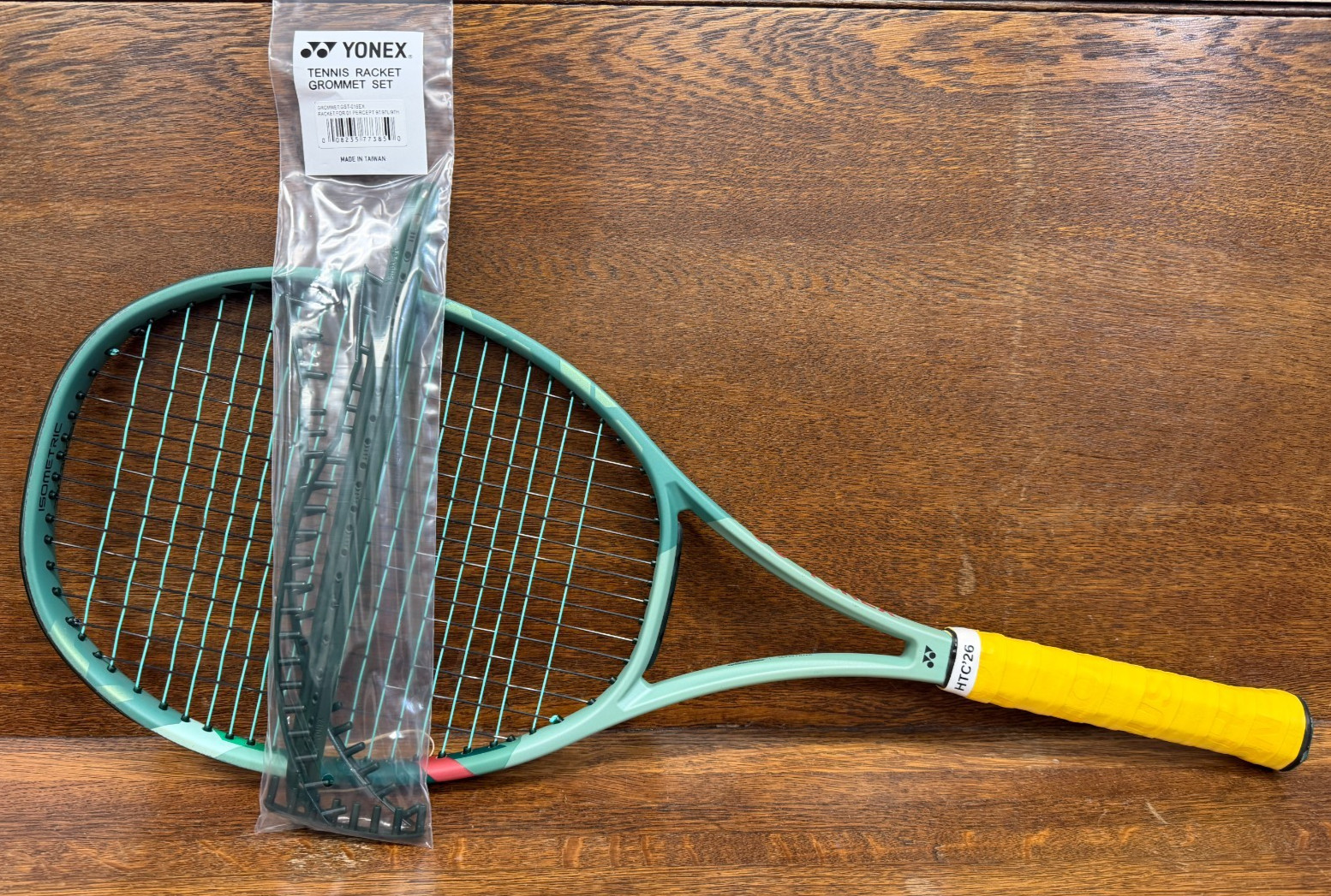 Yonex Percept 97/97L/97H Grommets set, 1st generation, Olive Green, Auth. Dealer Yonex Percept 97/97L/97H Grommets set, 1st generation, Olive Green, Auth. Dealer