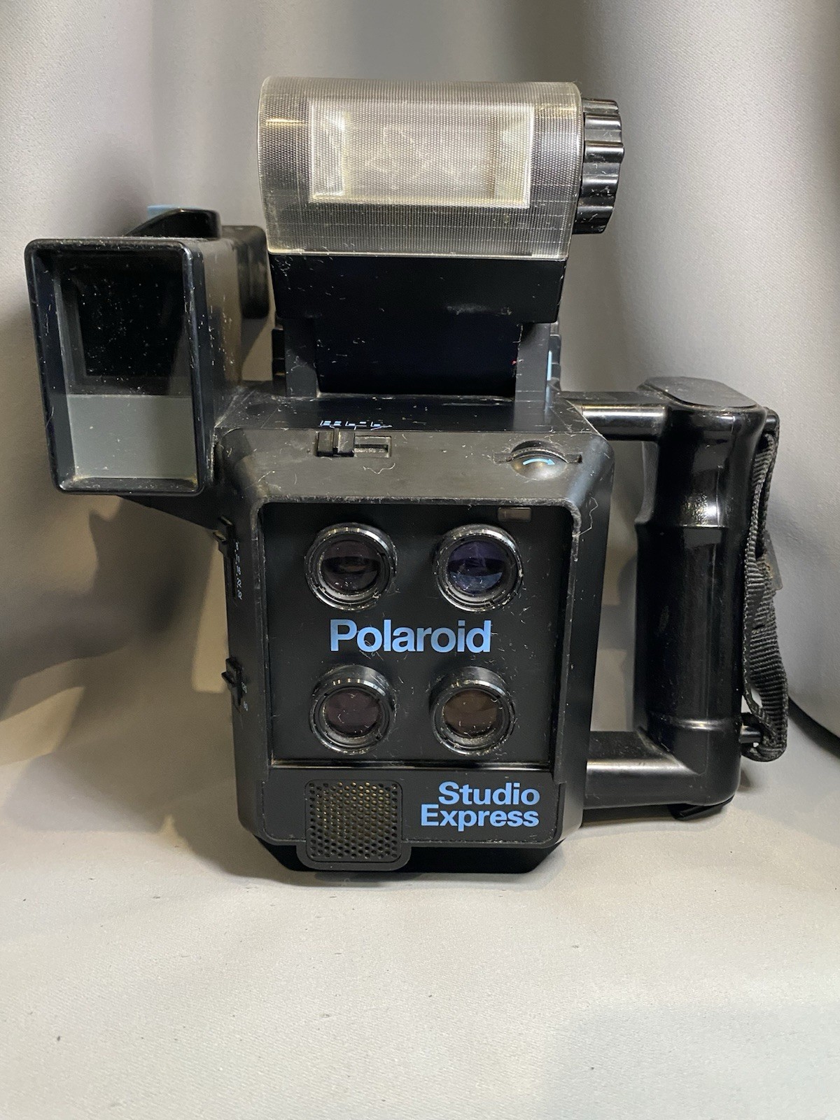 Vintage Polaroid Studio Express Model 403. Working S/n 30678 SEE DESCRIPTION Vintage Polaroid Studio Express Model 403. Working S/n 30678 SEE DESCRIPTION