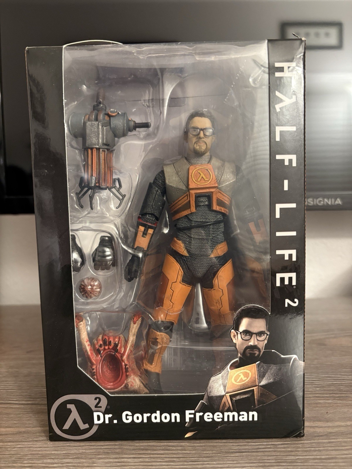 NECA Half-Life 2 Dr. Gordon Freeman 7\ NECA Half-Life 2 Dr. Gordon Freeman 7\