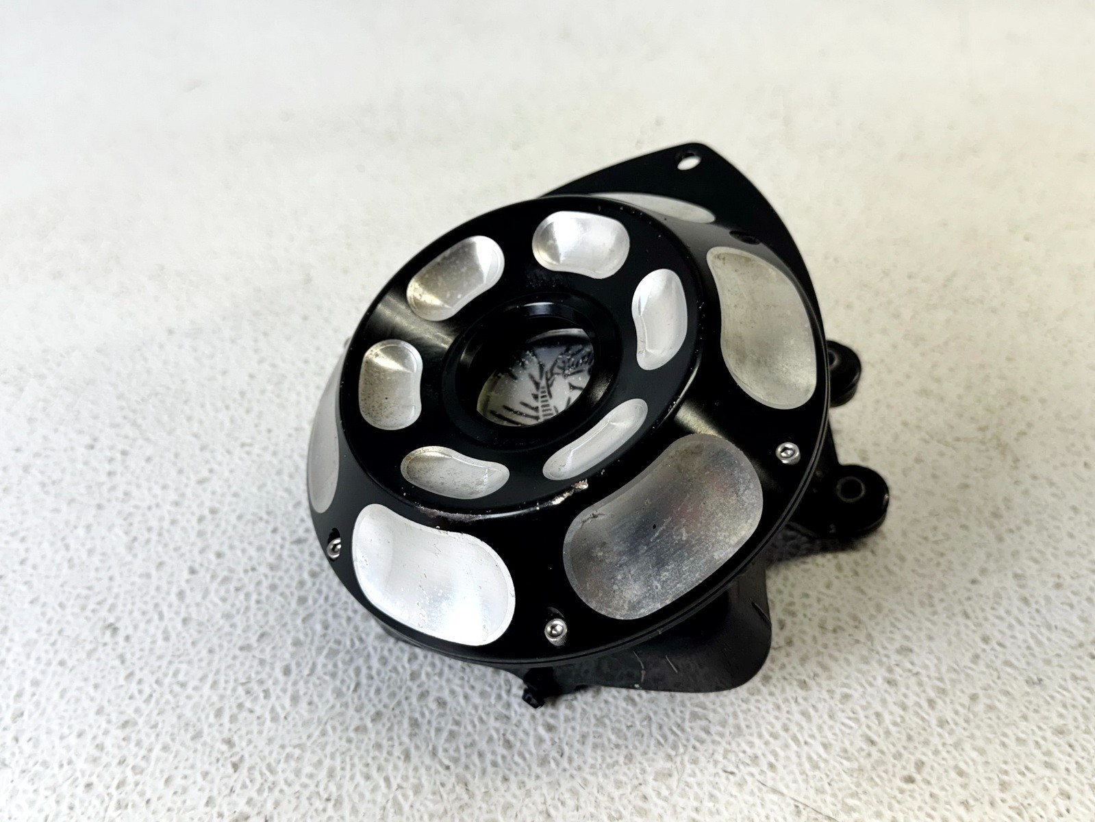 15-24 INDIAN SCOUT BOBBER BILLET ALUMINUM PRIMARY ENGINE COVER CONTRAST CUT OEM