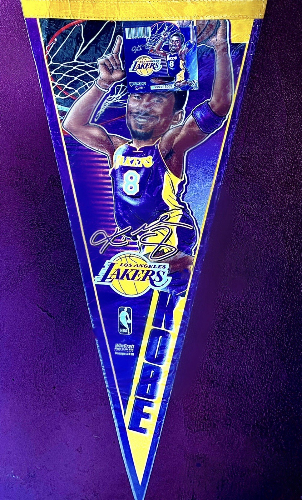 RARE WinCraft Limited Edition KOBE BRYANT/LAKERS PENNANT - 2002