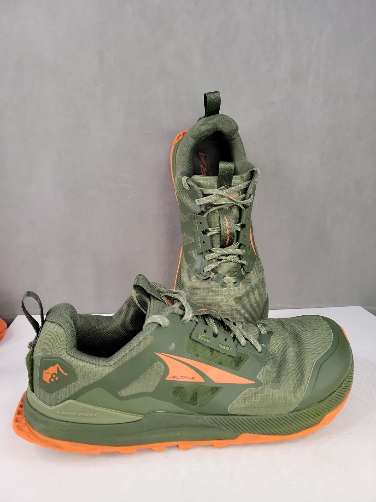 Altra Lone Peak 8 Sneakers Mens Size 10.5 AL0A85NC315 Green Trail Running Shoes