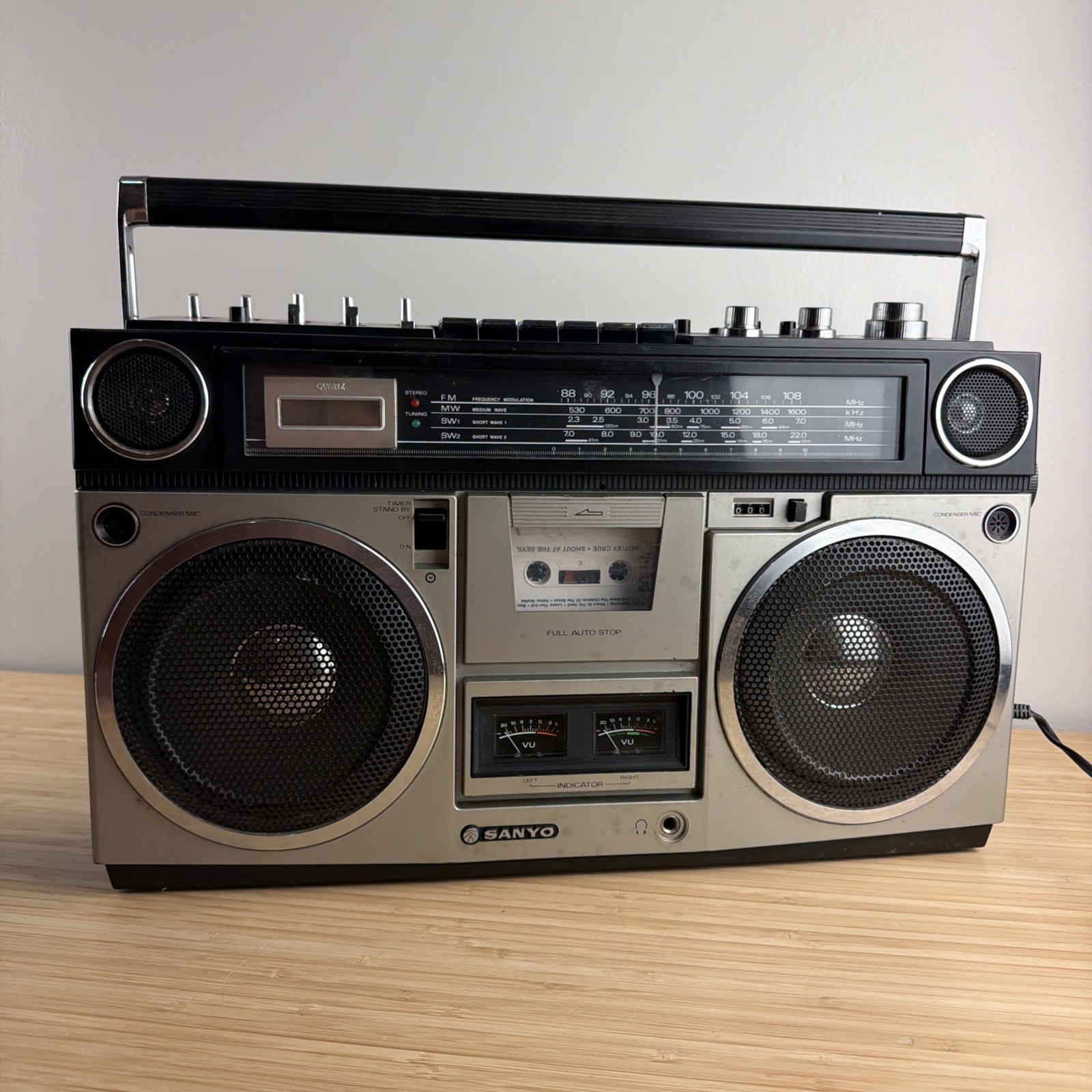 Vintage 1980’s Sanyo M 9990K Boombox Partially Working NEEDS BELTS Vintage 1980’s Sanyo M 9990K Boombox Partially Working NEEDS BELTS