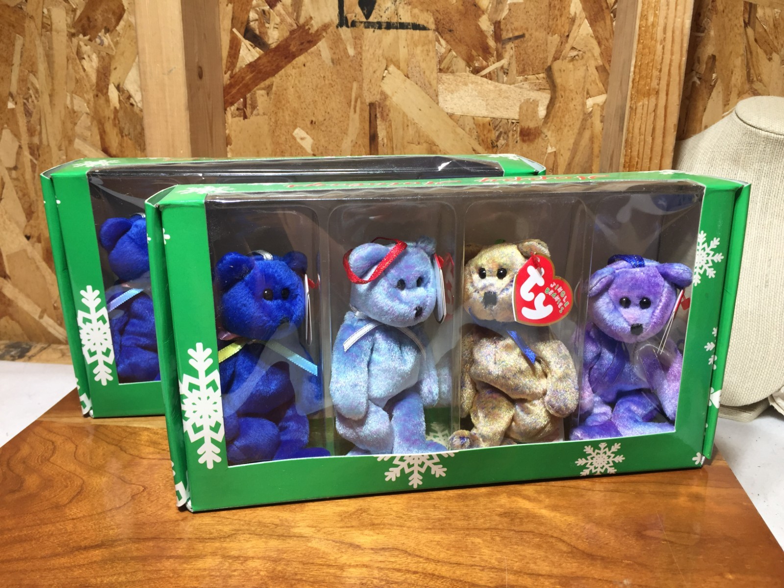 (2) Box TY The Jingle Beanies Collection Set of 4 Clubby Edition Bears Christmas (2) Box TY The Jingle Beanies Collection Set of 4 Clubby Edition Bears Christmas