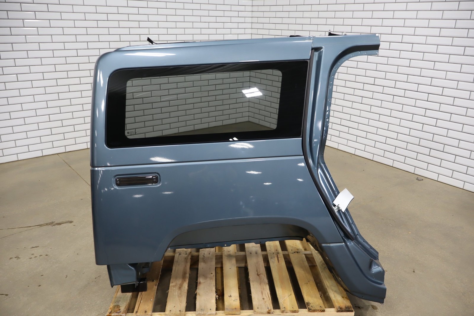 2005 Hummer H2 Right Quarter Panel