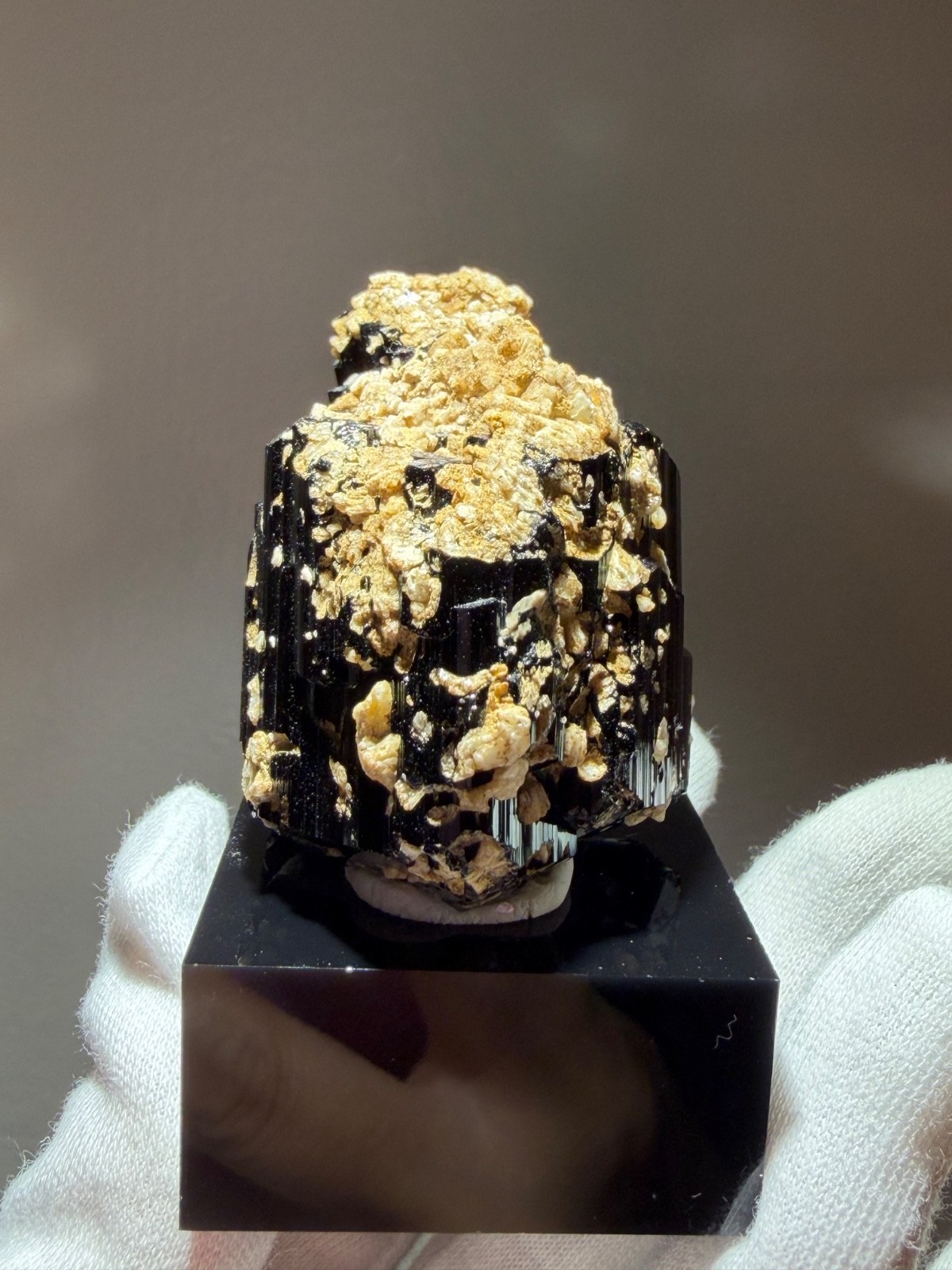 Brazil Black Tourmaline with Feldspar Mineral Specimen 3.8 × 4.5 cm 86g