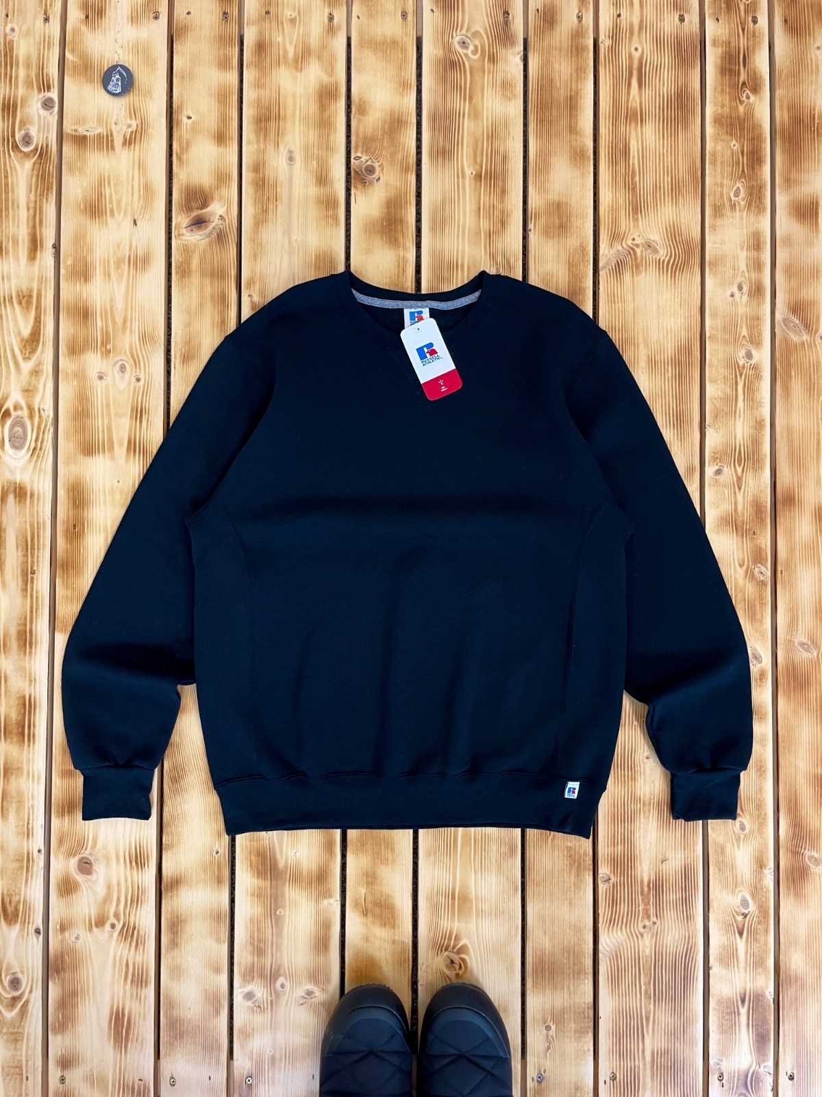 NEW Russell Athletic Y2K Blank Sweatshirt Black NEW Russell Athletic Y2K Blank Sweatshirt Black