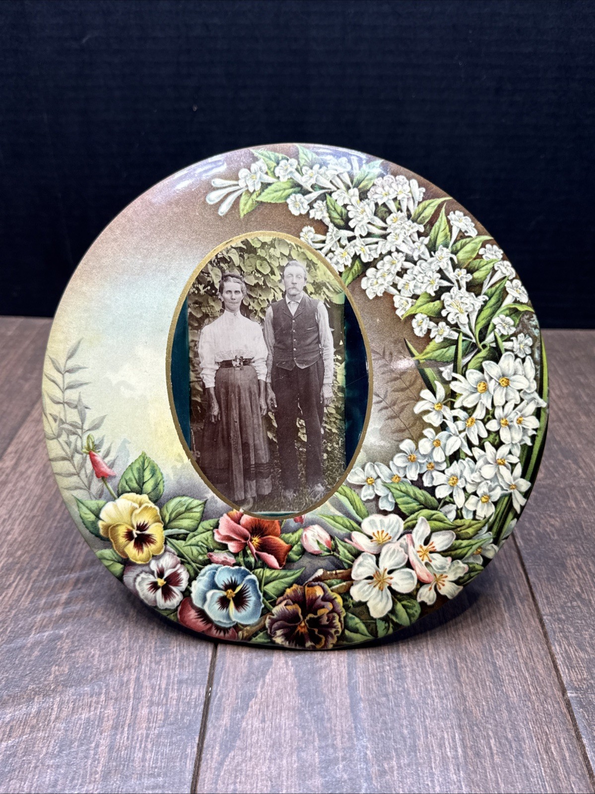 Vintage CELLULOID Photographic Round Frame Vintage CELLULOID Photographic Round Frame