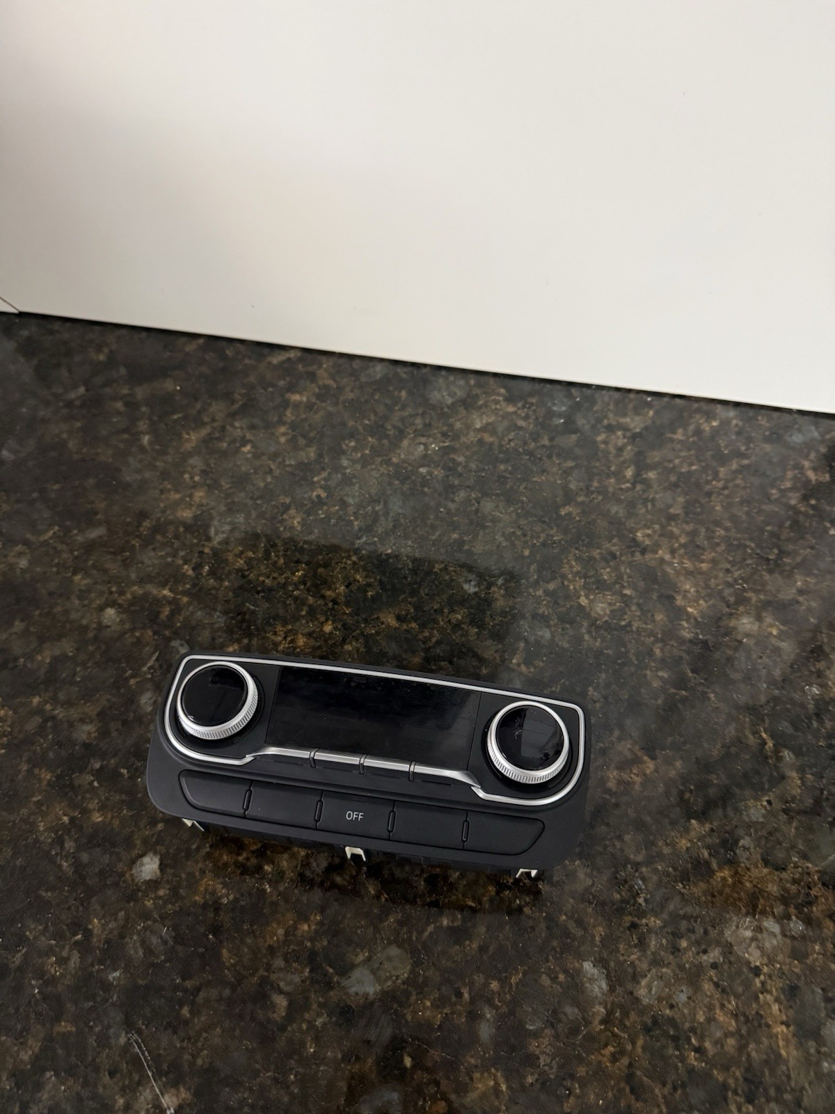 2017-2019 Audi Q7 Rear HVAC AC Heater Climate Temp Control 4M0919158C OEM