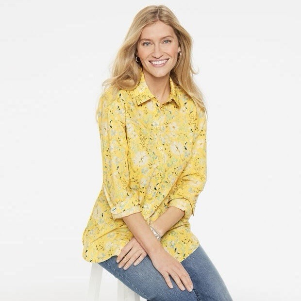 Talbots Modern Classic Button Up Shirt Poetic Floral Size S Yellow Cottage Work Talbots Modern Classic Button Up Shirt Poetic Floral Size S Yellow Cottage Work
