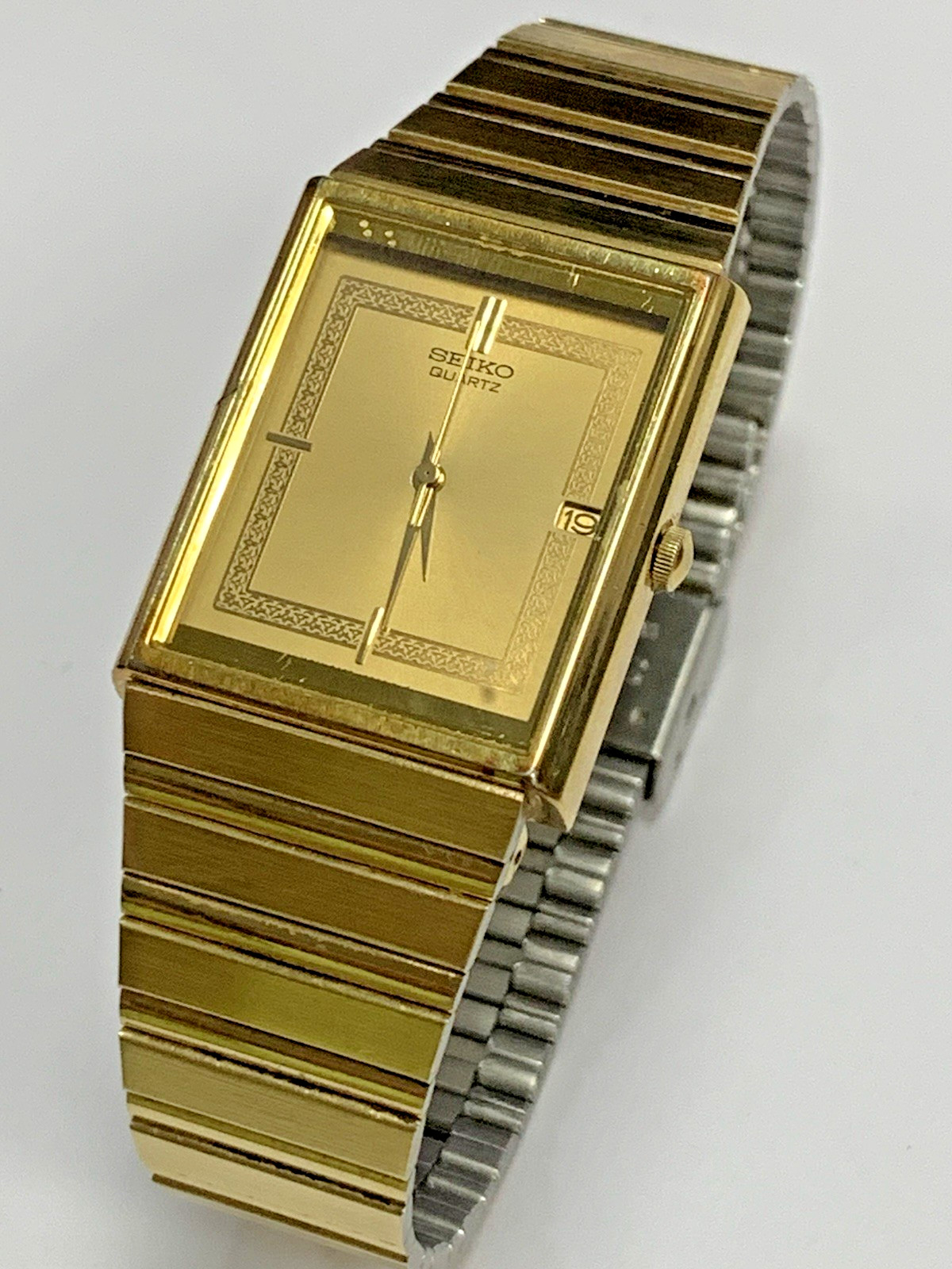 Rare Vintage 1980\'s 1985 Seiko Quartz 2A32-5120 Men’s Dress Tank Watch Gold Tone Rare Vintage 1980\'s 1985 Seiko Quartz 2A32-5120 Men’s Dress Tank Watch Gold Tone