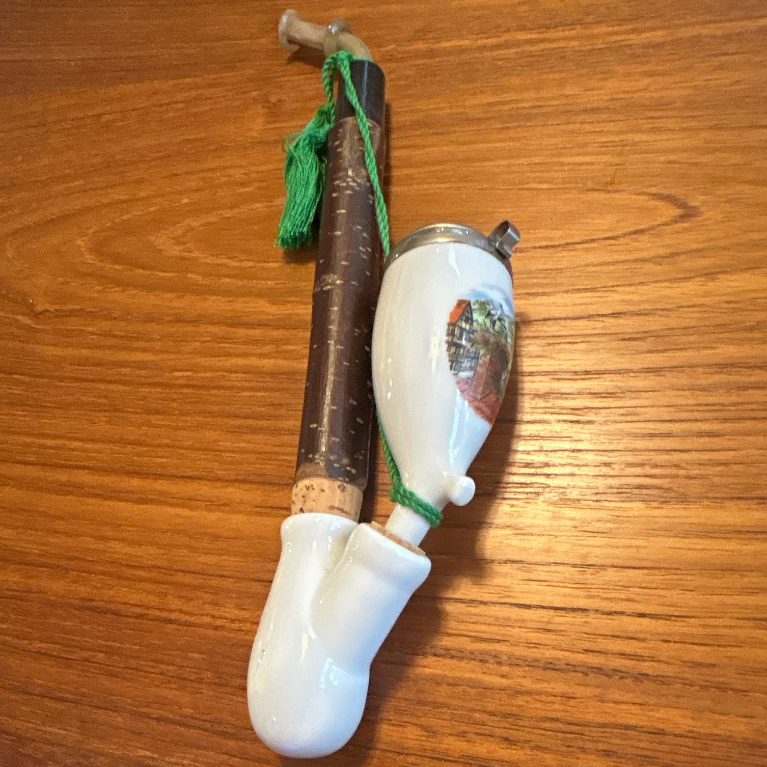 Vintage West German DBGM Porcelain Gesteckpfeife Hunting Pipe Storks Chimney 10” Vintage West German DBGM Porcelain Gesteckpfeife Hunting Pipe Storks Chimney 10”