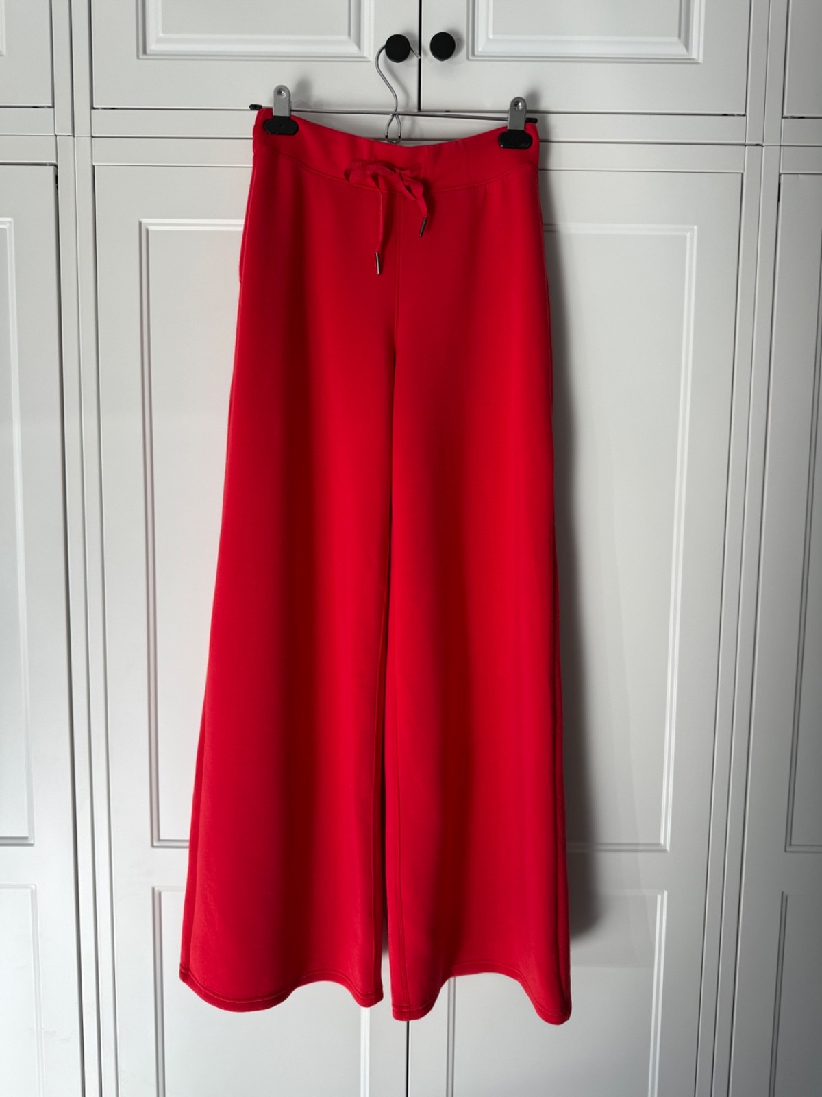 SPANX AirEssentials Wide Leg Pants • Spanx Red • size SMALL, Travel • Lounge SPANX AirEssentials Wide Leg Pants • Spanx Red • size SMALL, Travel • Lounge