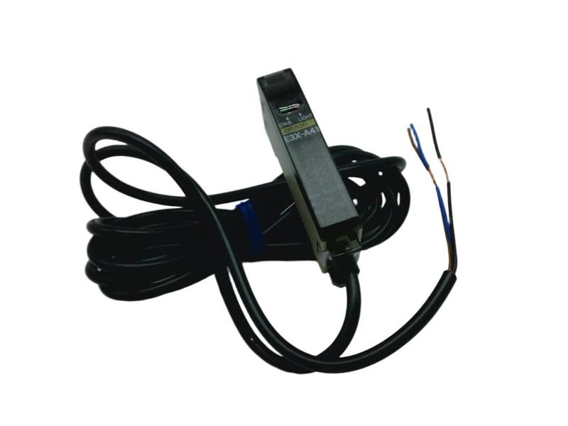 OMRON E3X-A41-2M / E3XA412M (NEW IN BOX)
