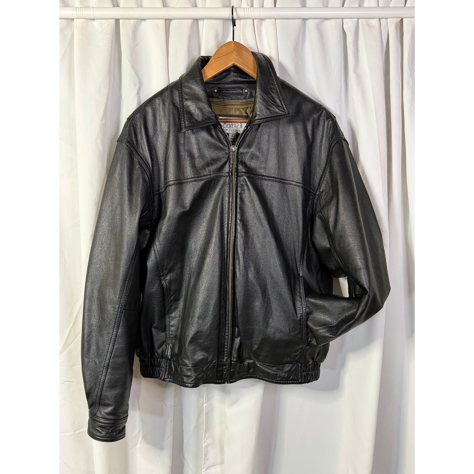 Vintage Wilsons Leather M. Julian Leather Bomber Jacket L 90s Black Thinsulate