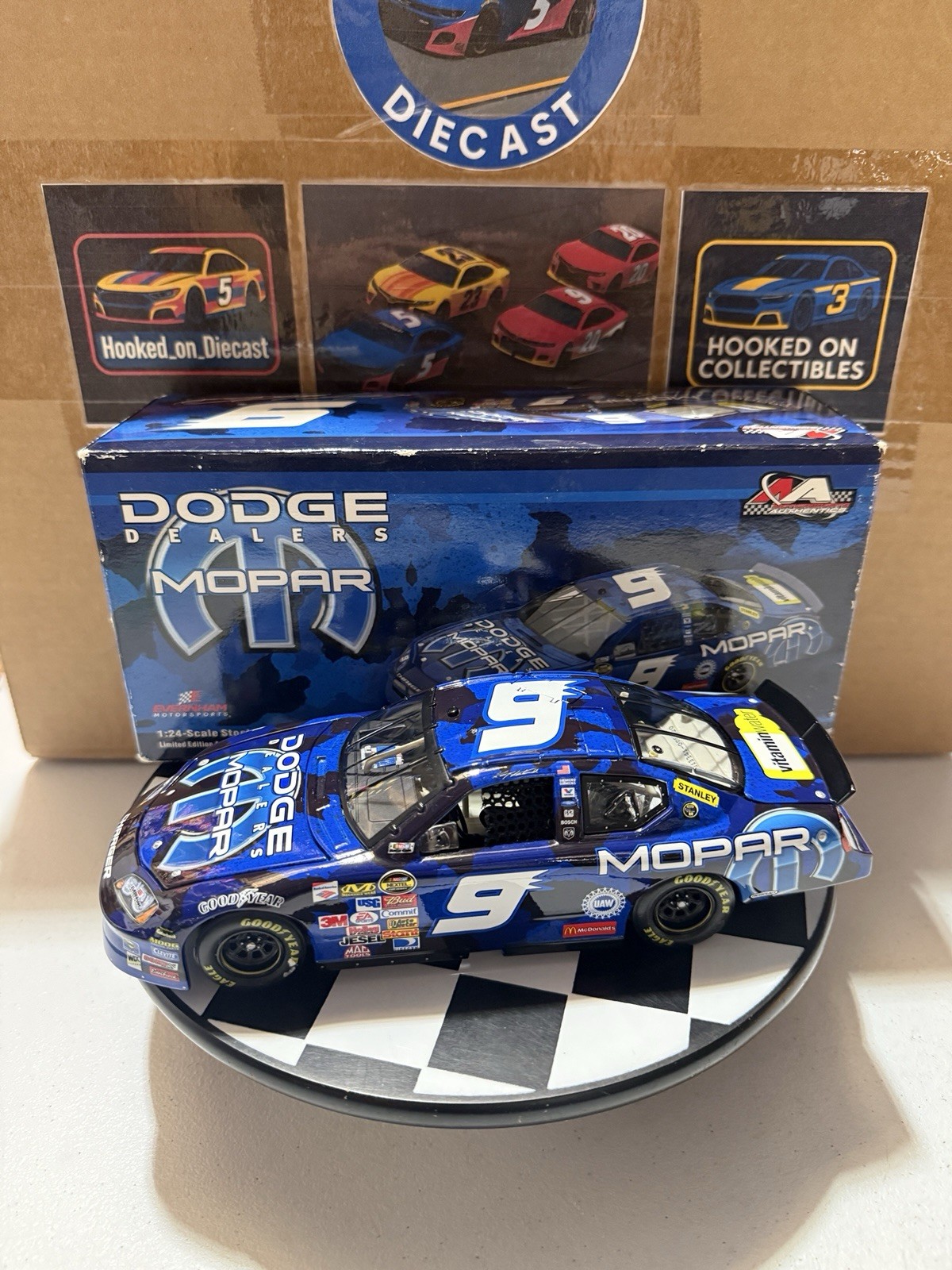 RARE* Kasey Kahne #9 MOPAR 2006 1/24 Nascar Diecast RARE* Kasey Kahne #9 MOPAR 2006 1/24 Nascar Diecast