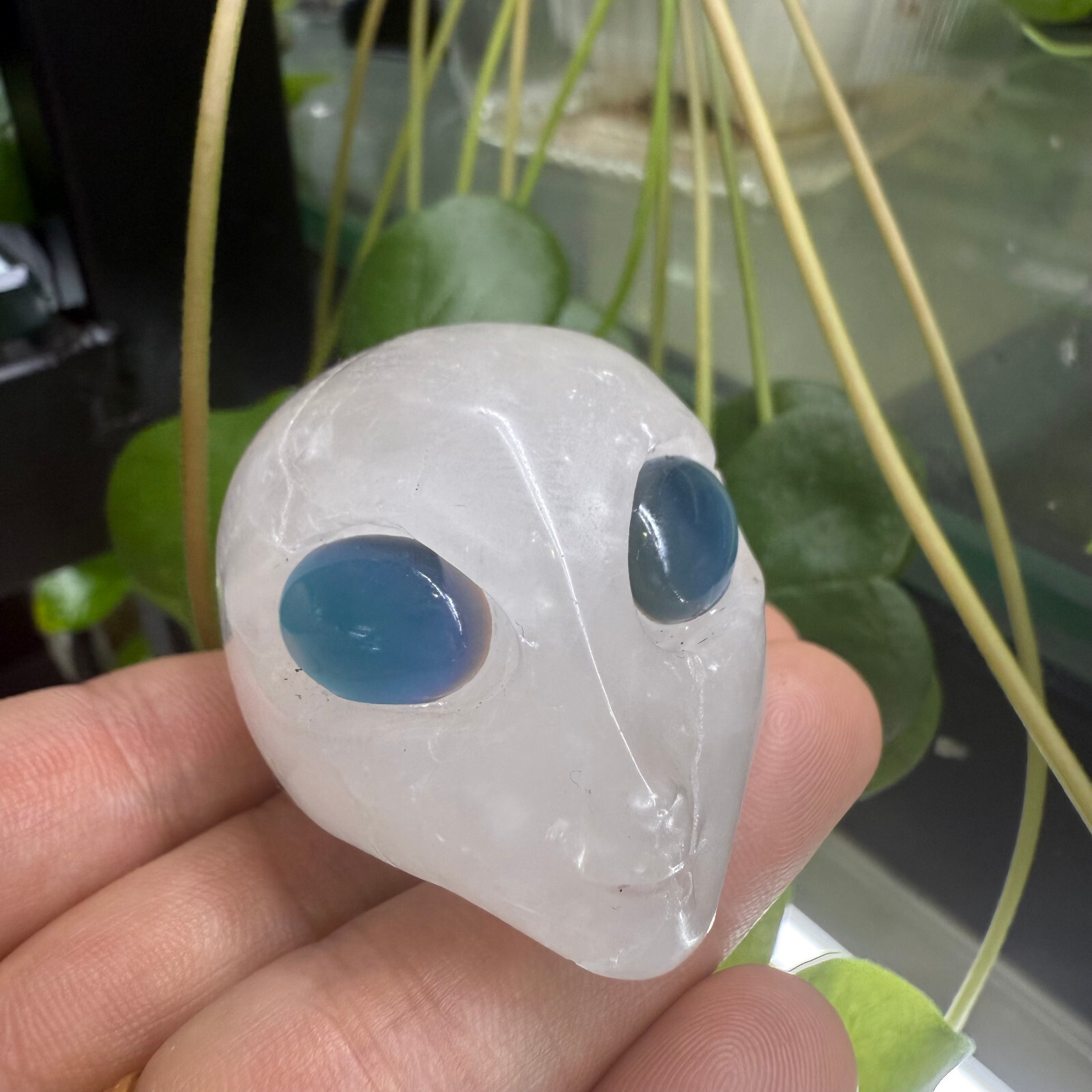 natural hand carved White crystal Alien head Quartz Crystal reiki healing