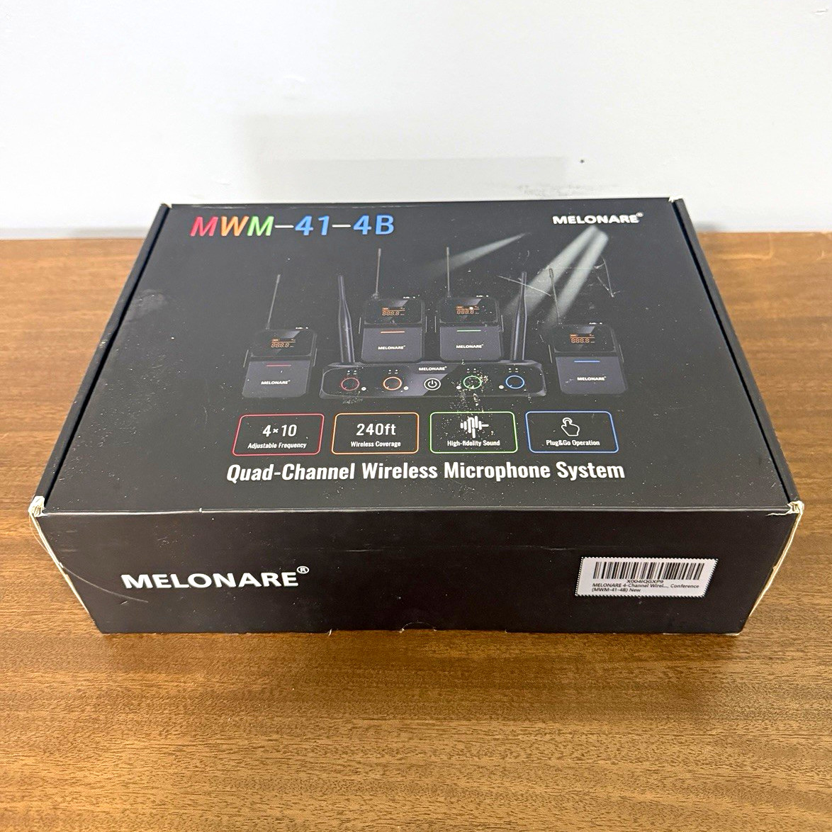 Melonare MWM-41-4B Quad-Channel Wireless Mic System Receiver + 4 Bodypacks Melonare MWM-41-4B Quad-Channel Wireless Mic System Receiver + 4 Bodypacks